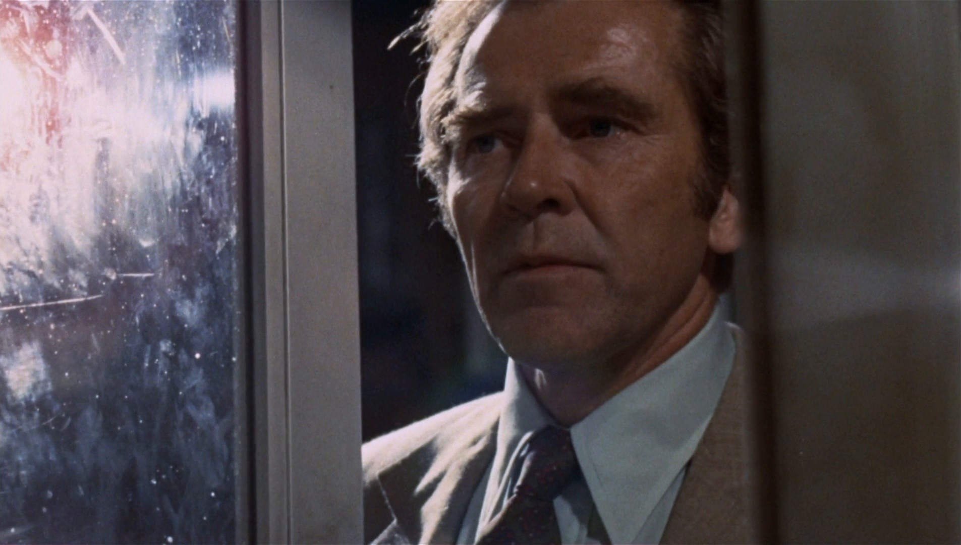 Dog Day Afternoon (1976) —  shot,  lighting