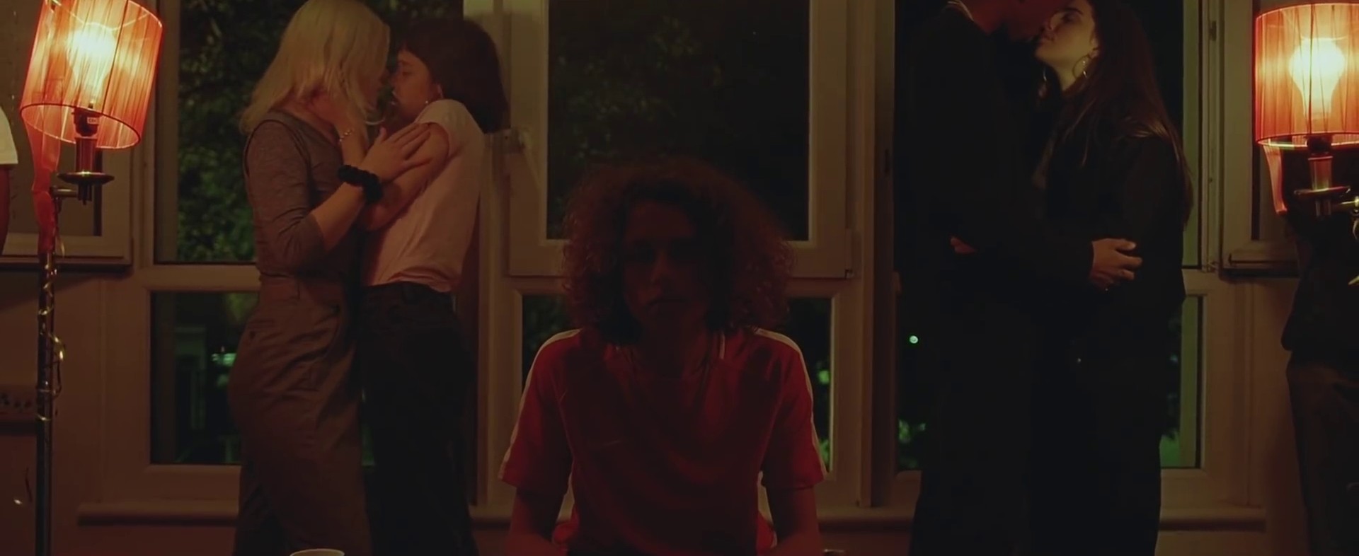 Love$ick  (2016) —  shot,  lighting