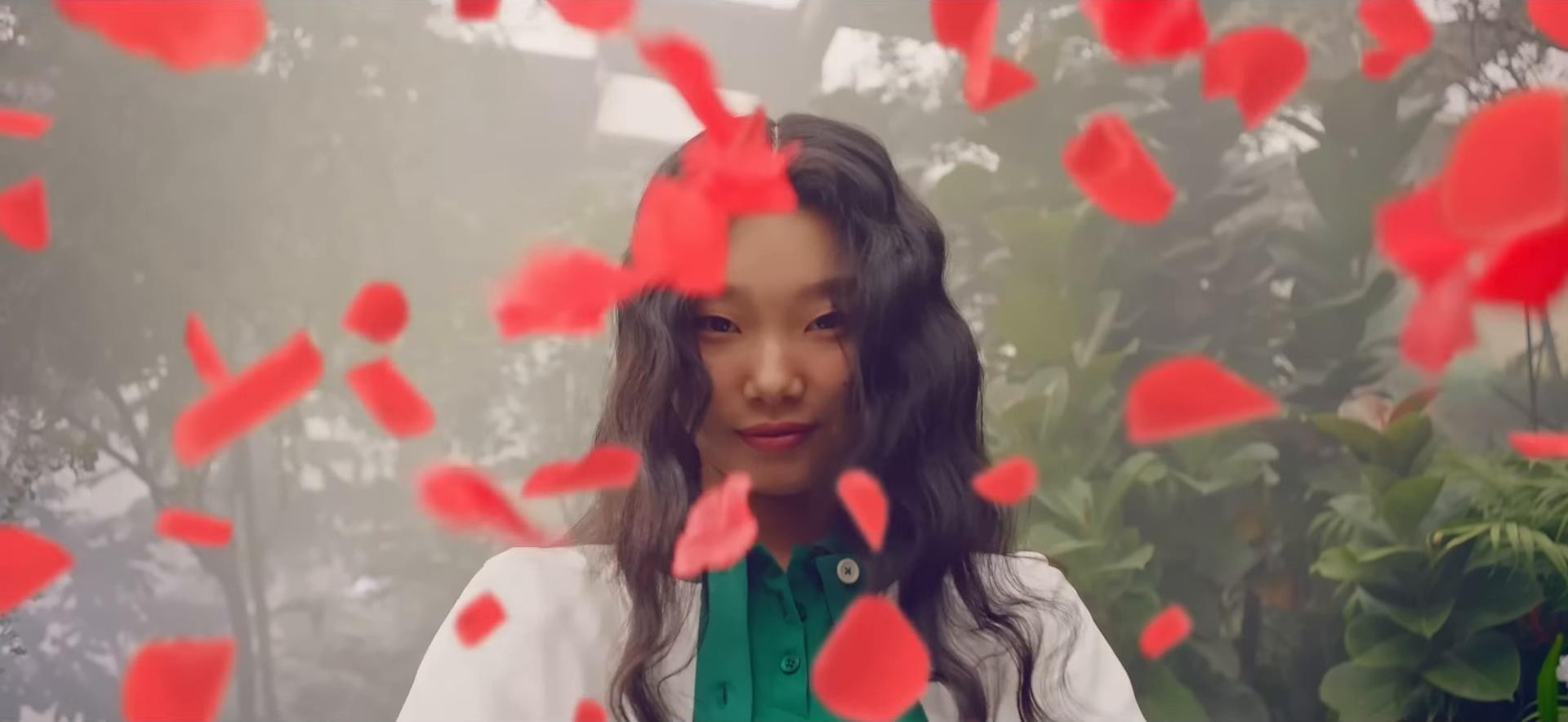 디아도라 23SS 배윤영 브랜드 필름(diadora x Mulan Bae) (2023) —  shot,  lighting