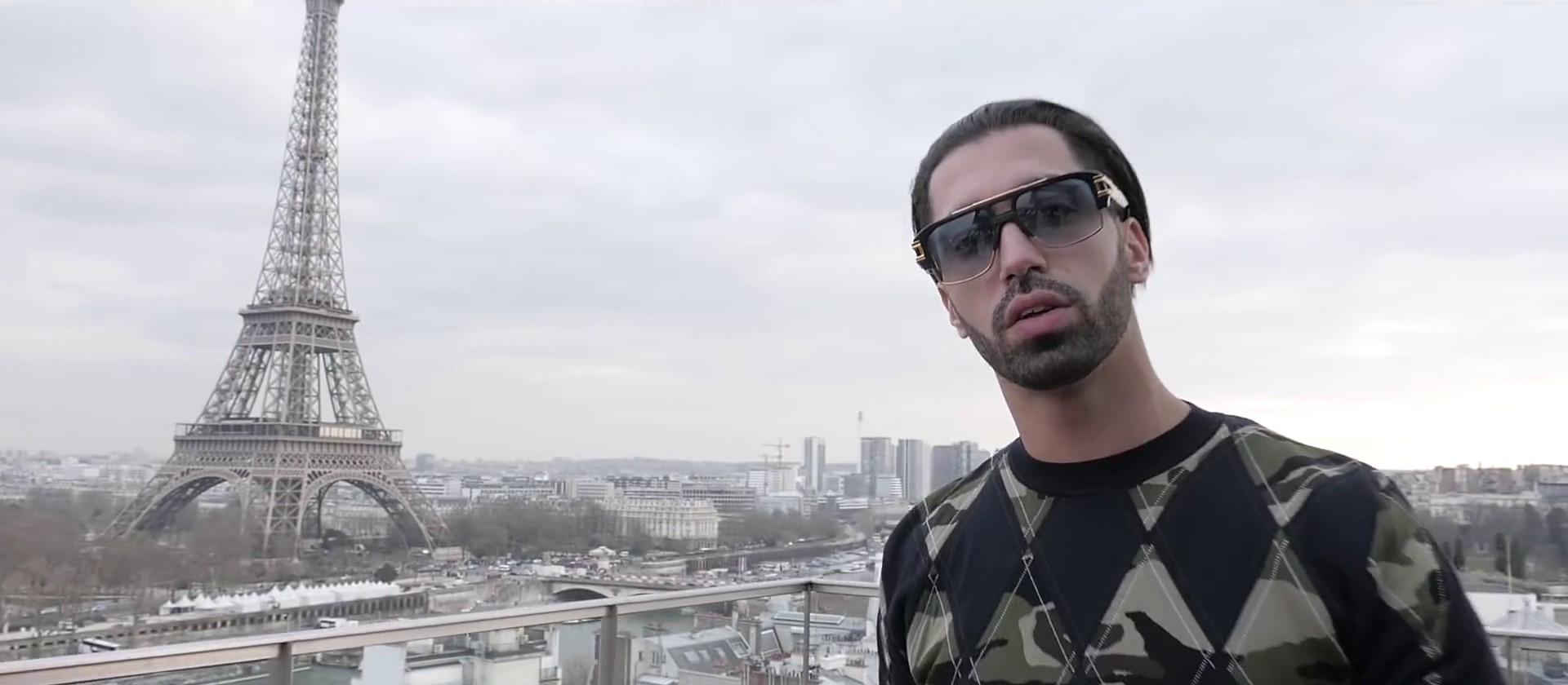 DA (2016) —  shot,  lighting