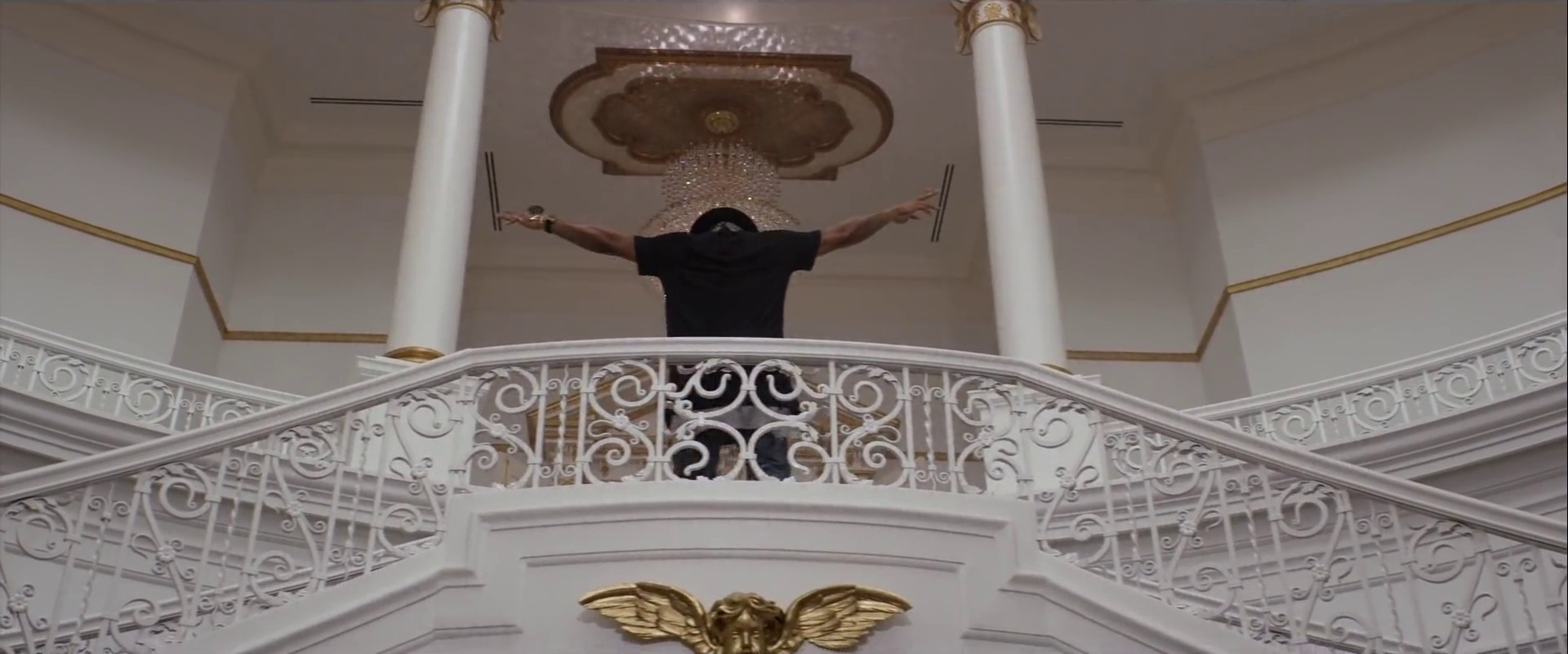 Money Dance  (2015) —  shot,  lighting