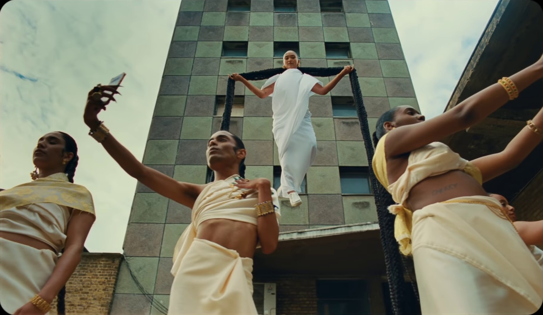 Feet Don't Fail Me Now (2021) —  shot,  lighting