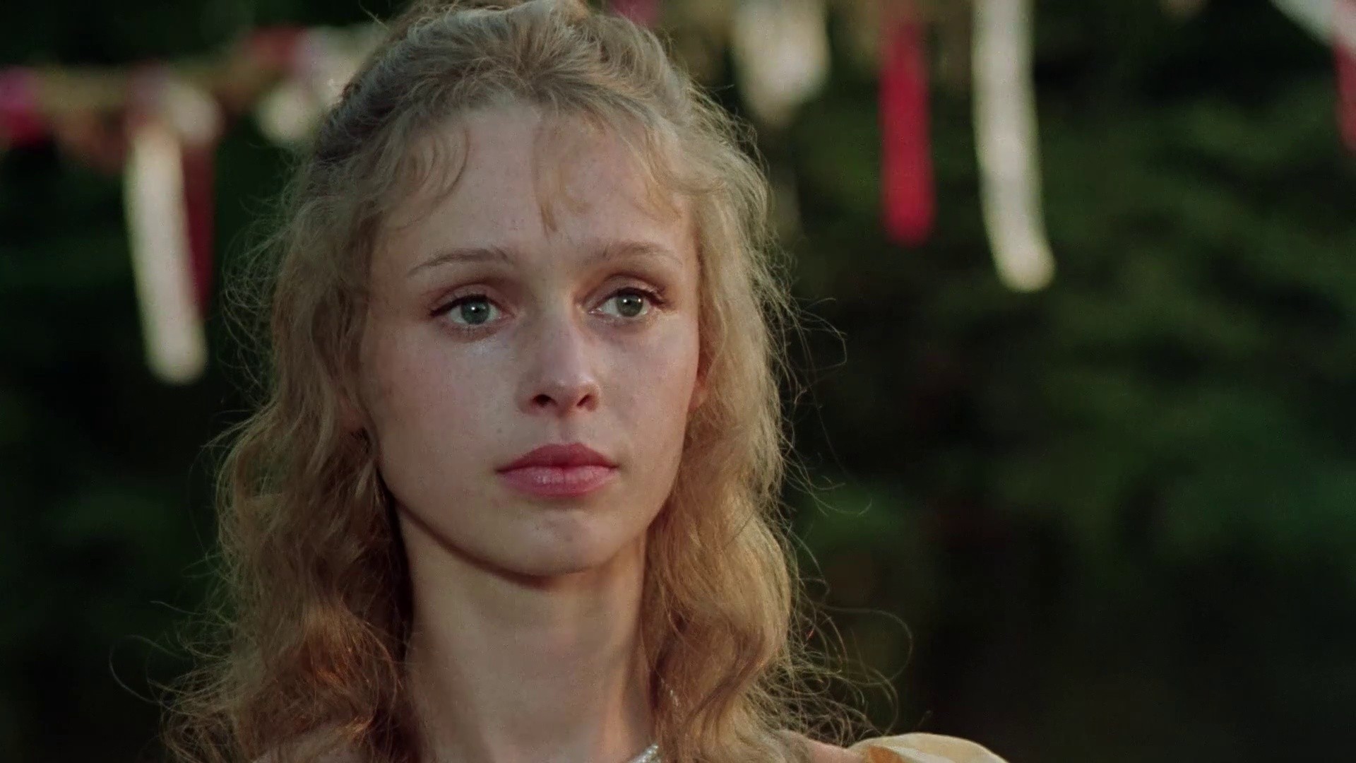 The Devil's Three Golden Hairs (1977) —  shot,  lighting