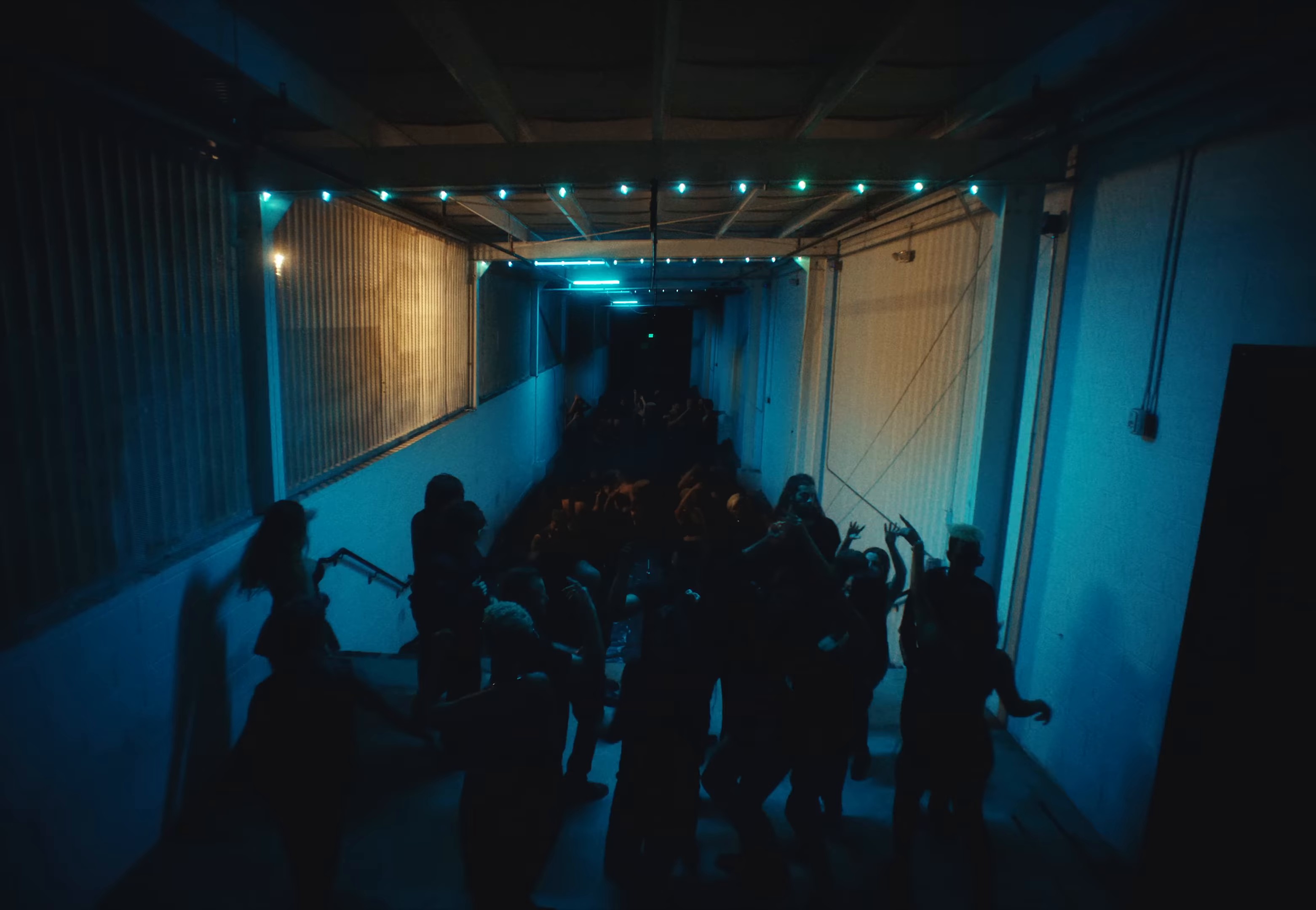 Tears on the dancefloor (2024) —  shot,  lighting