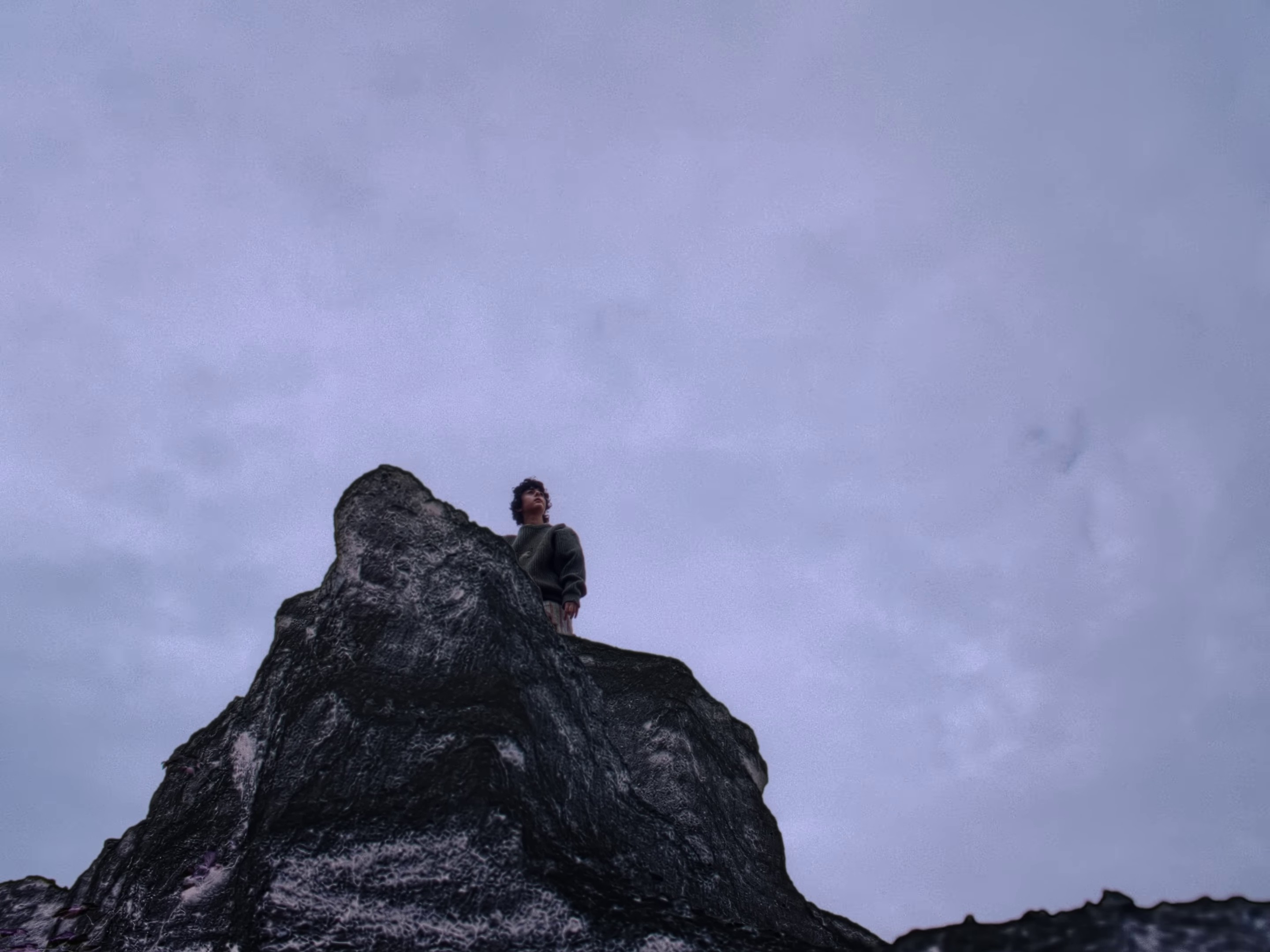 Tell somebody (2022) —  shot,  lighting