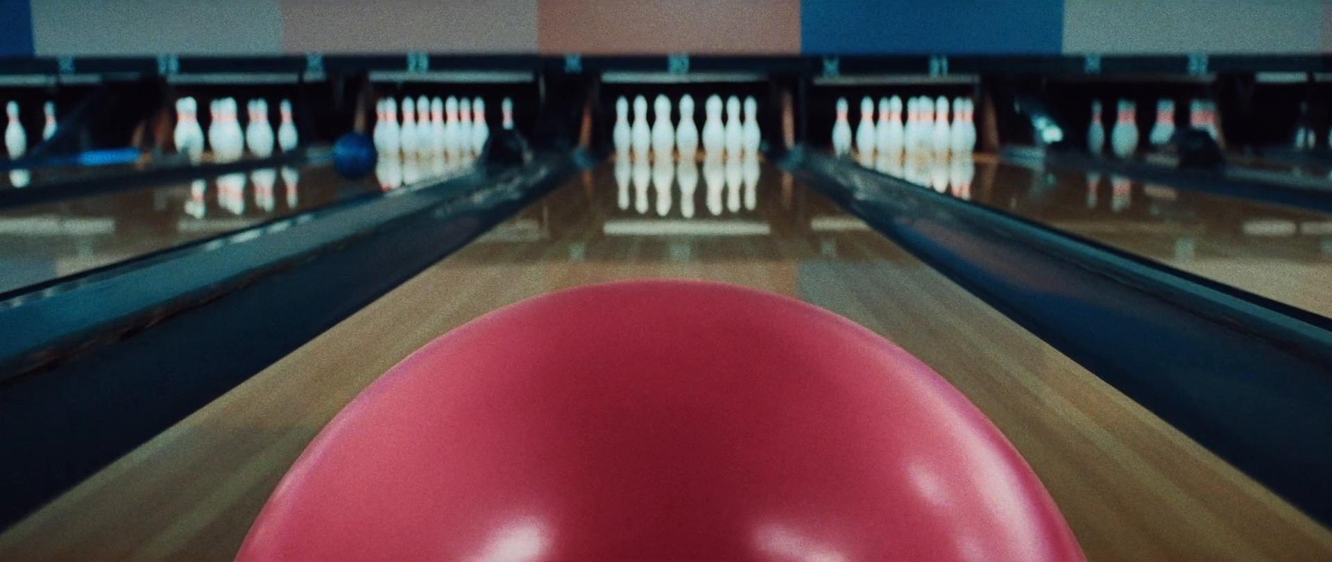 Love Hangover (2025) —  shot,  lighting