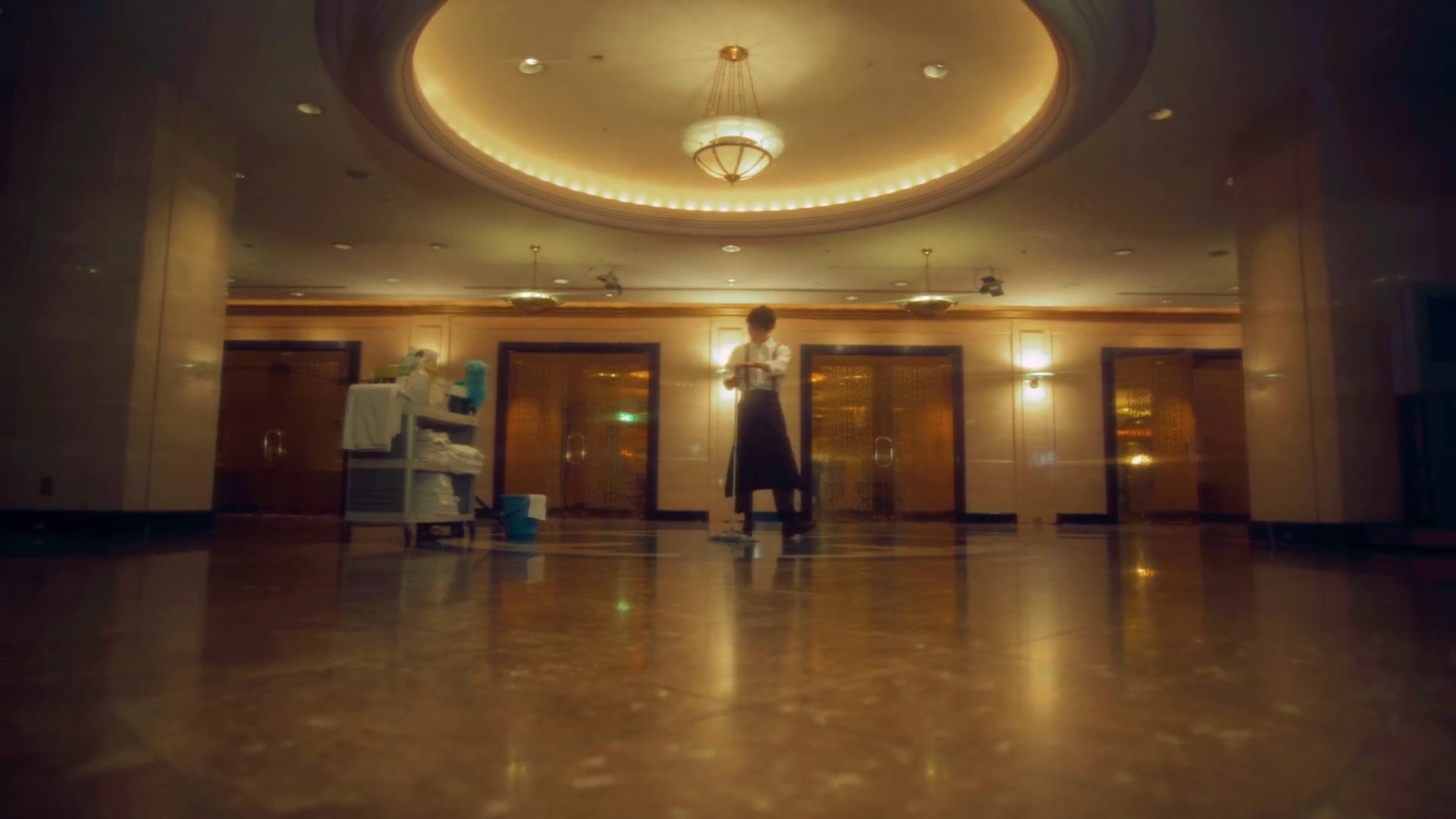 Plastic Love (2021) —  shot,  lighting