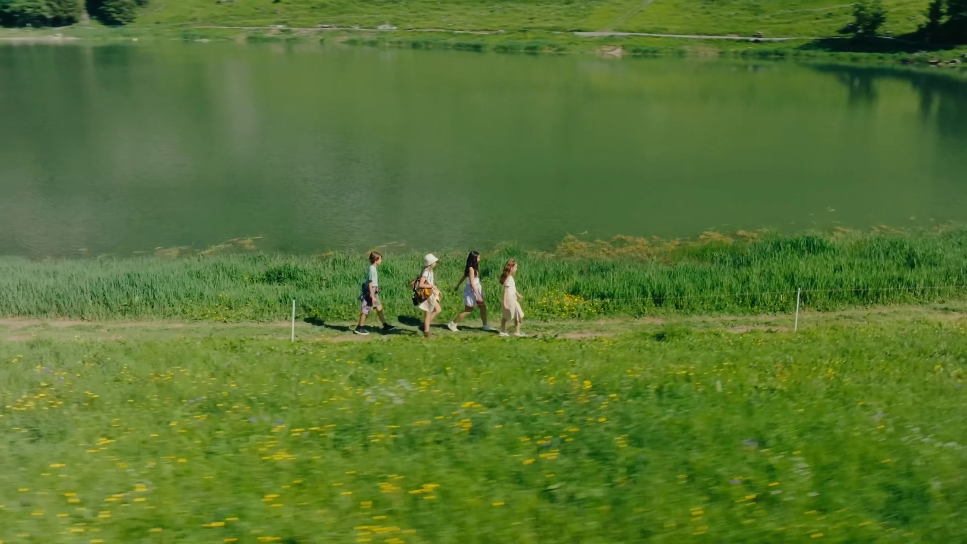 En vrai (2023) —  shot,  lighting