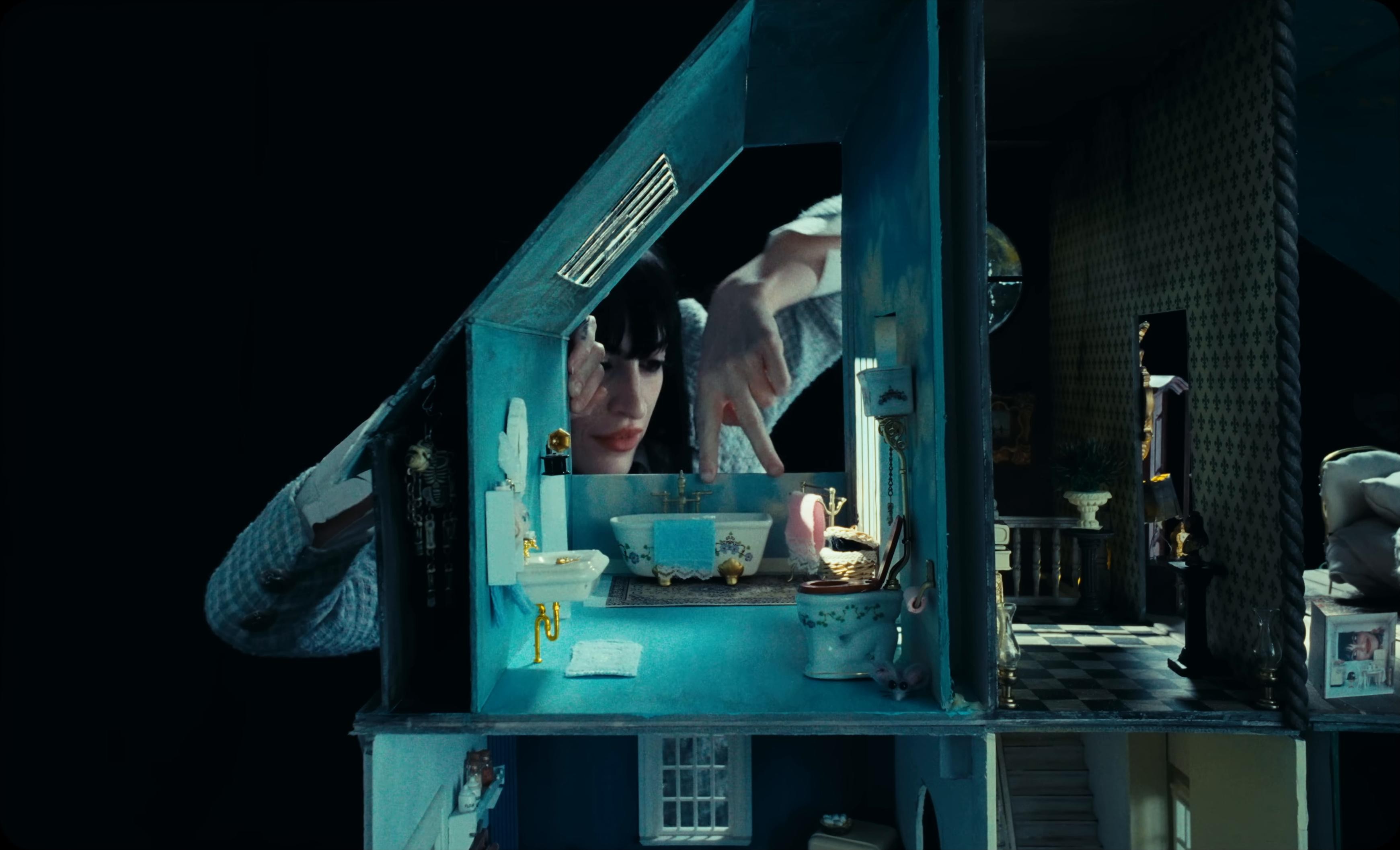 L'origine del mondo (2026) —  shot,  lighting