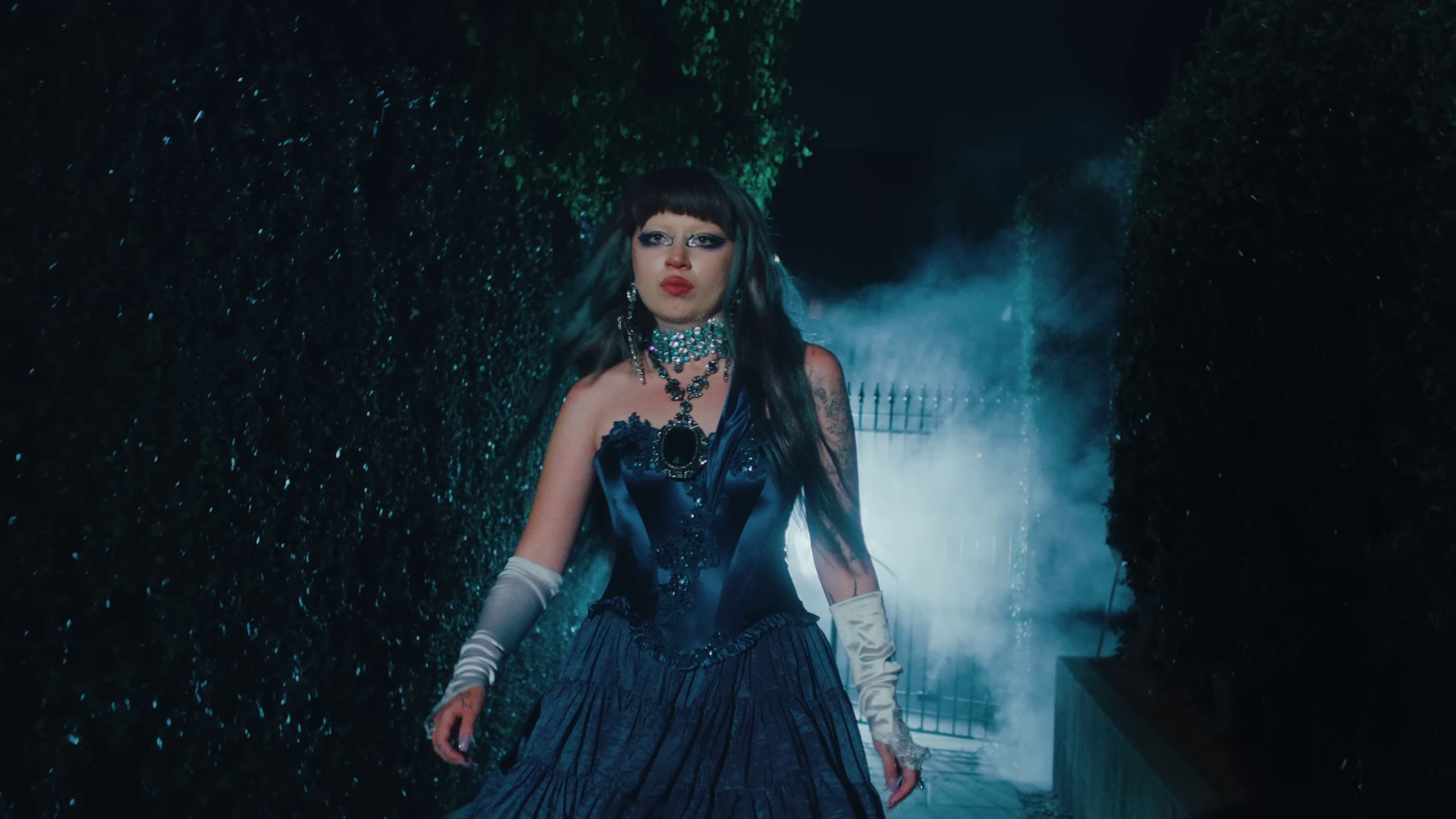 Favourite Toy (2023) —  shot,  lighting