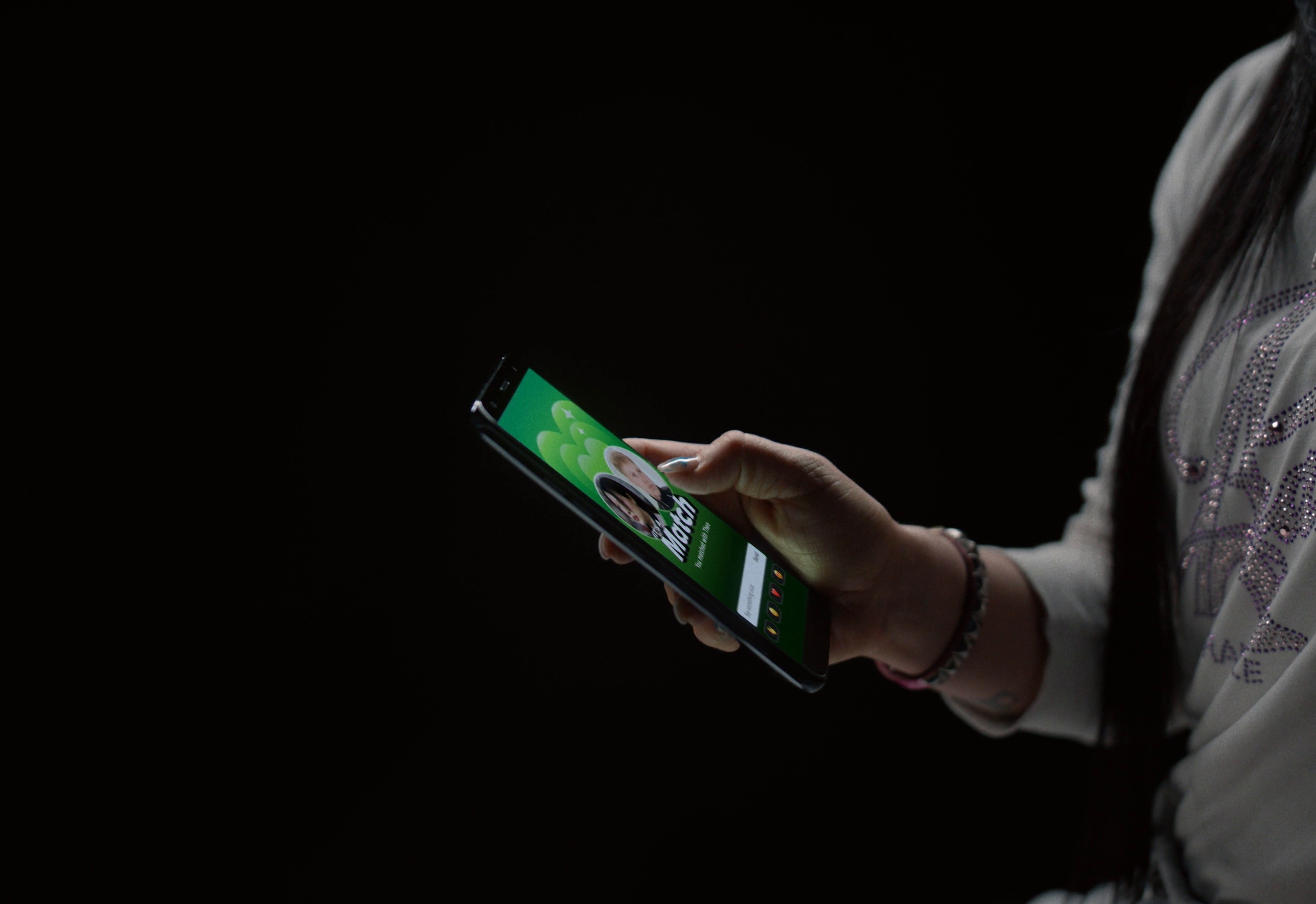 Brutalismus3000 x Tinder (2025) —  shot,  lighting