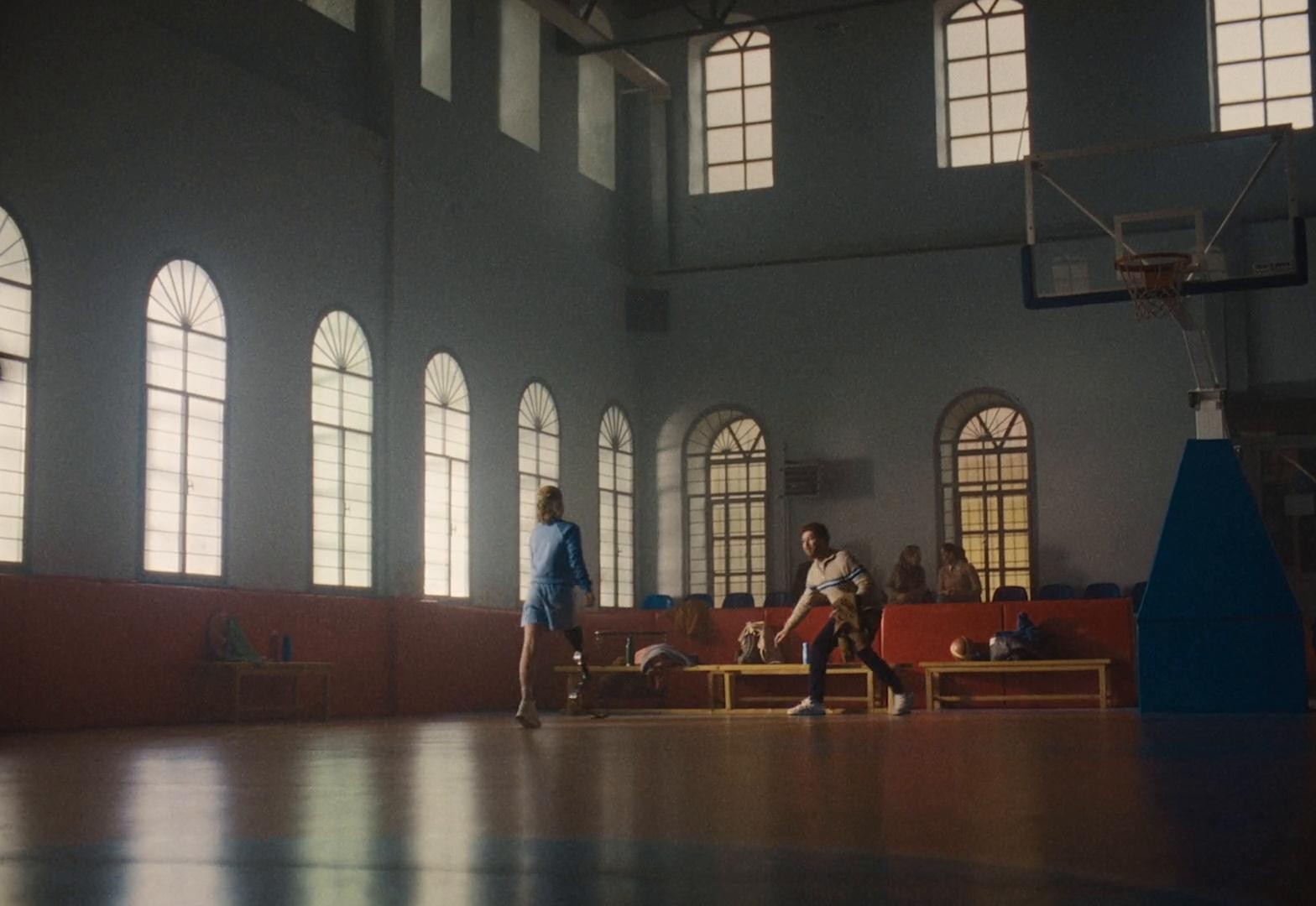 Essity - Fairer Healing (2025) —  shot,  lighting