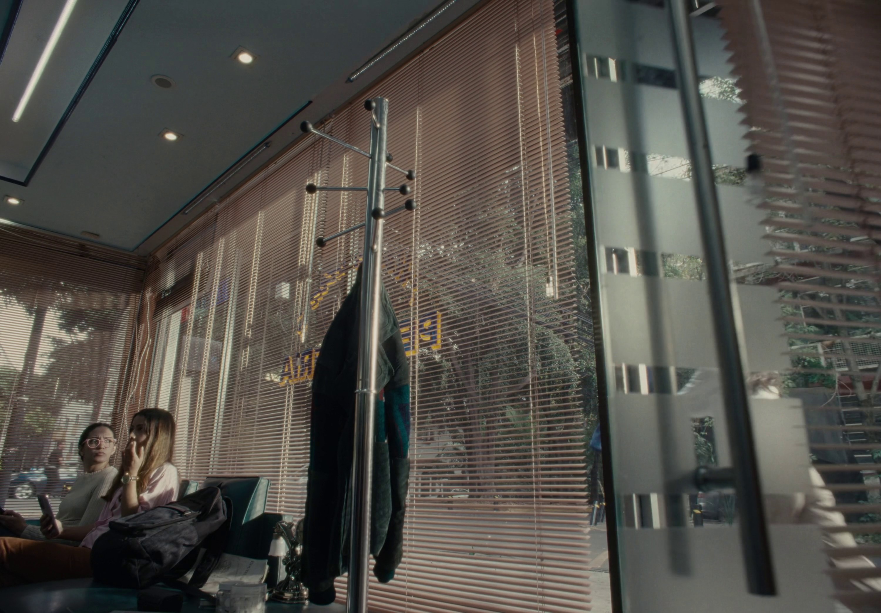 OPPO RENO (2024) —  shot,  lighting