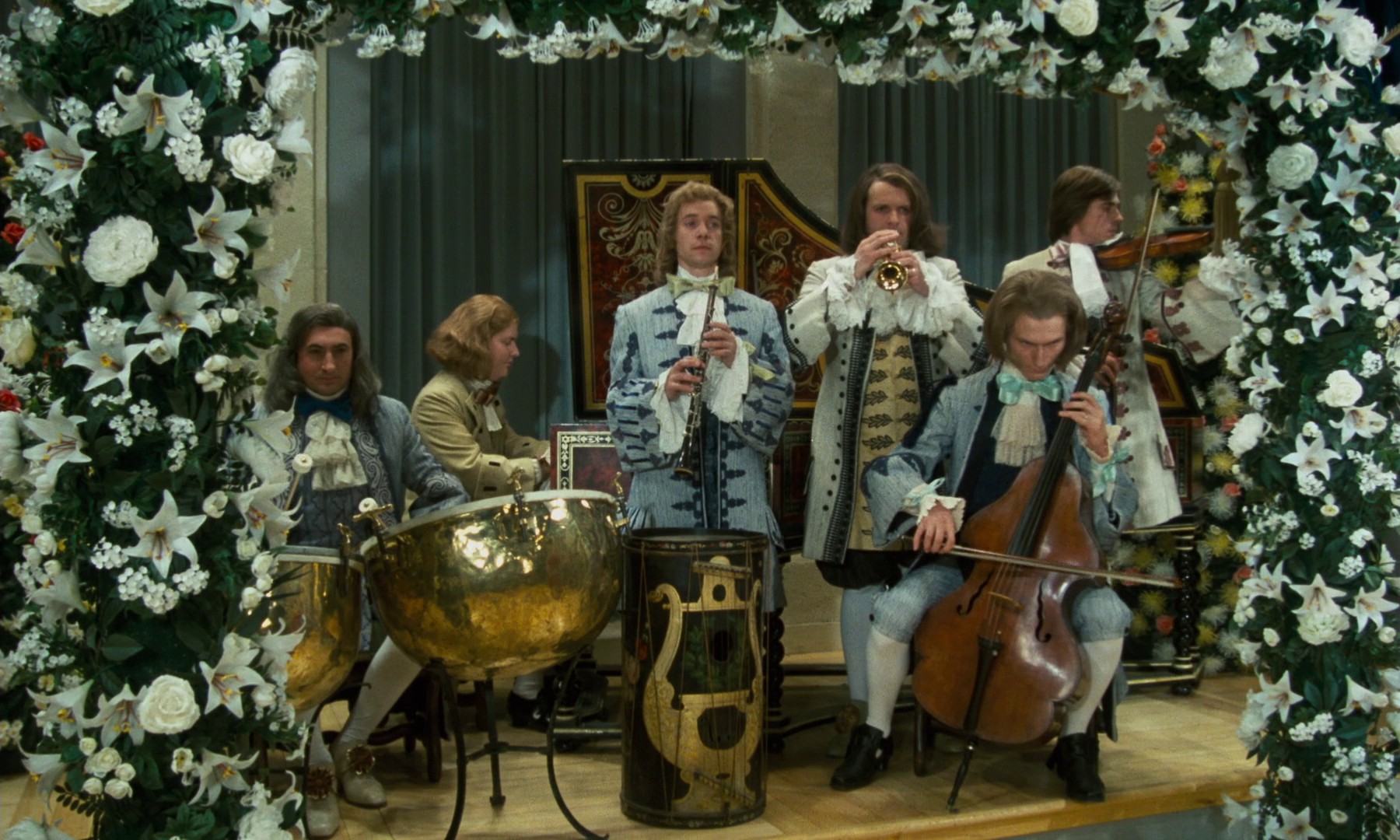 The Miser (1980) —  shot,  lighting