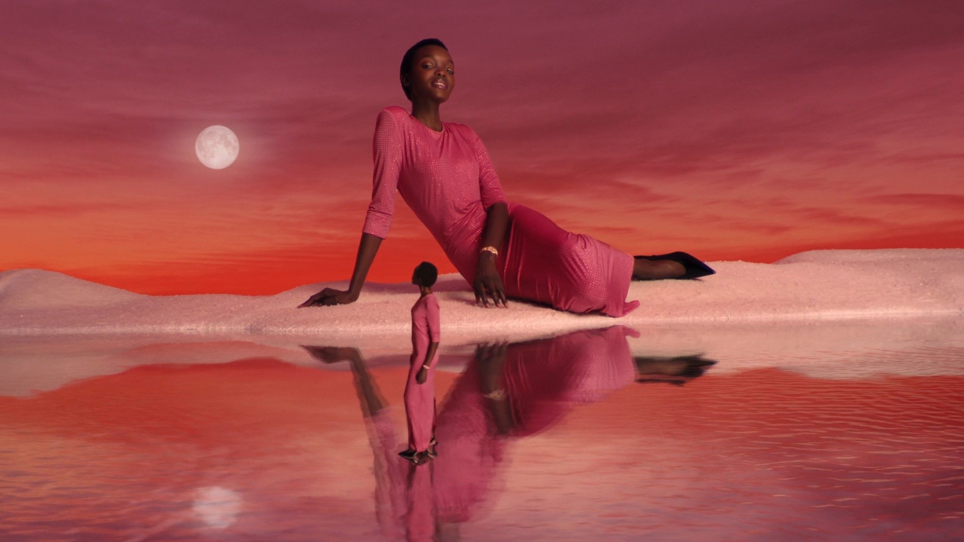 audemars piguet _ Royal Oak Mini (2024) —  shot,  lighting