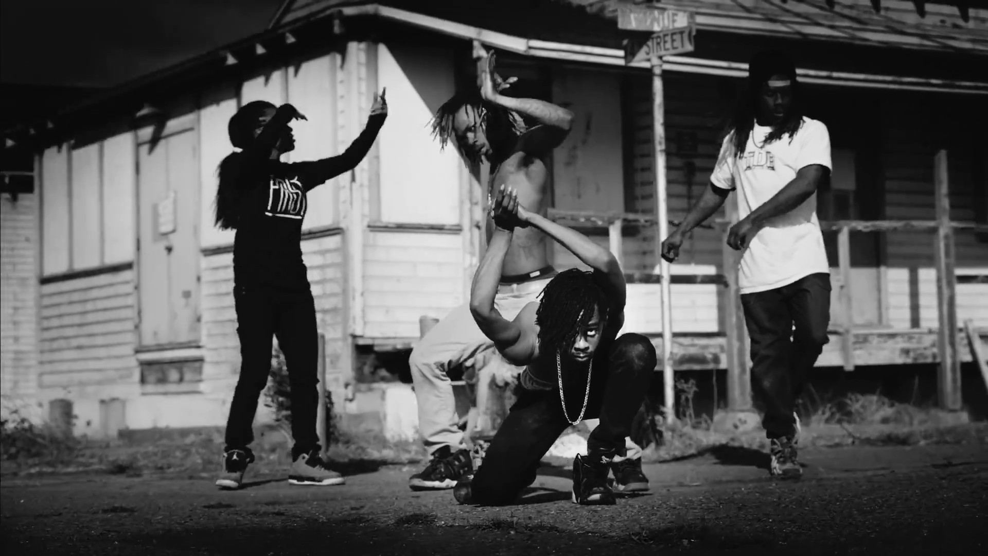 Alright (2015) —  shot,  lighting