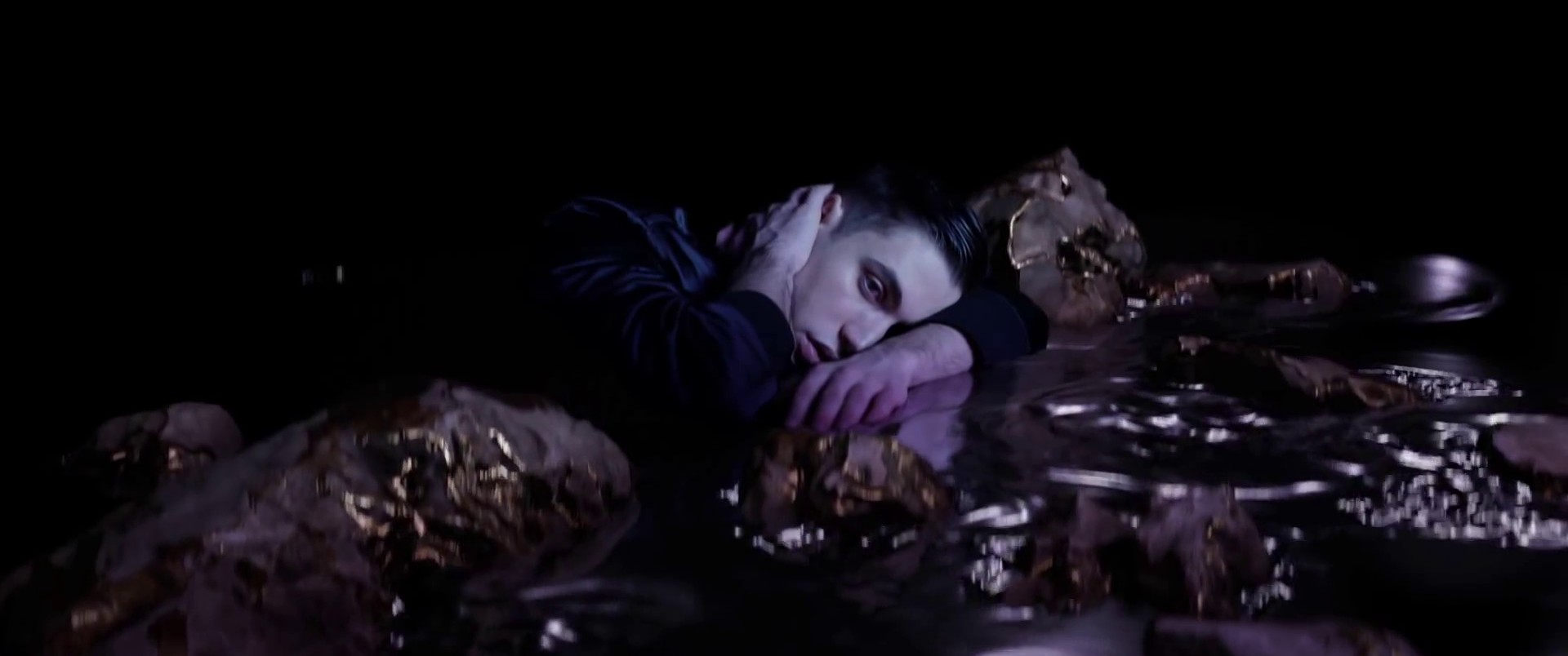 Jewels (2014) —  shot,  lighting