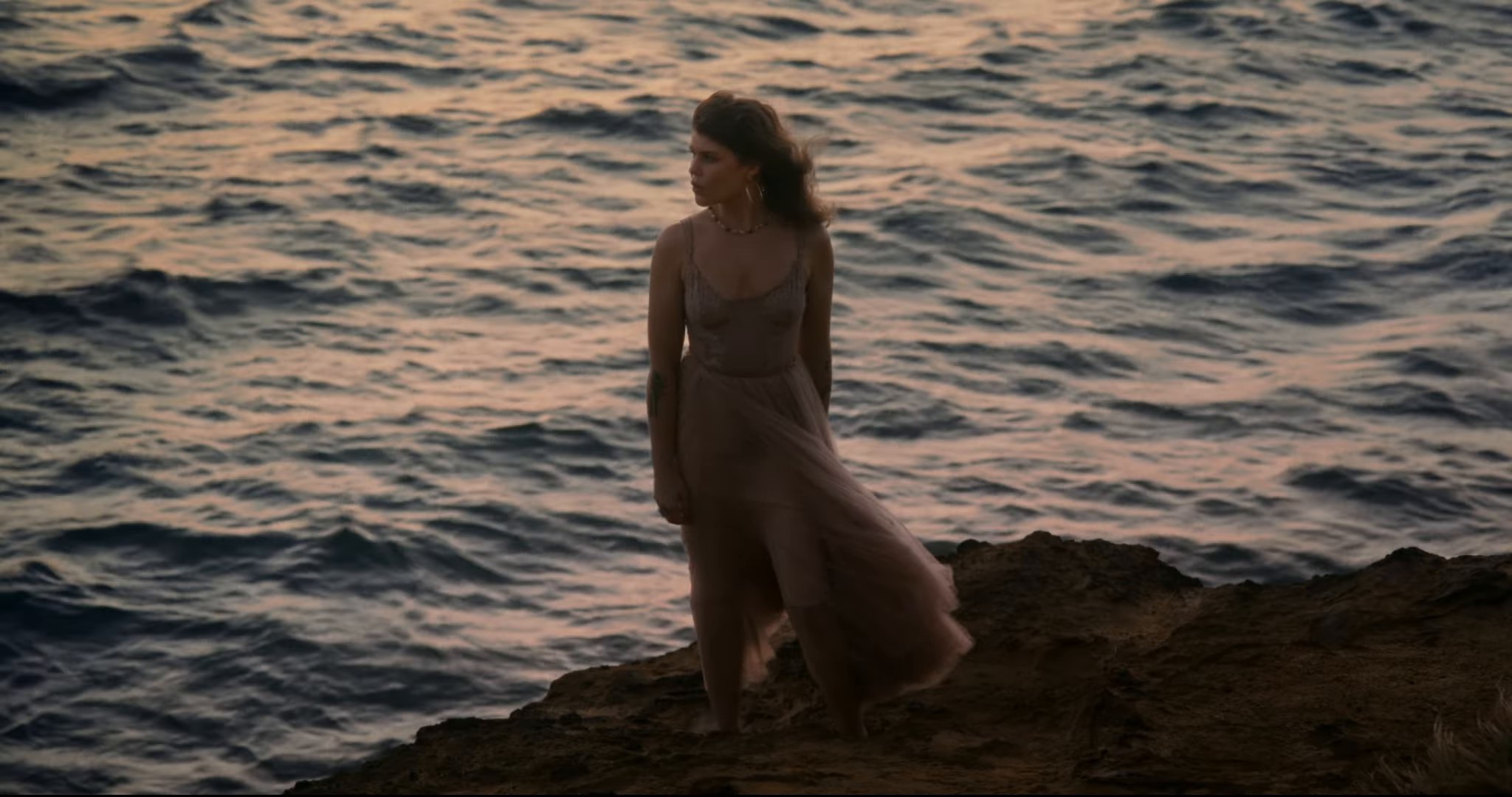 Jojoba (2024) —  shot,  lighting