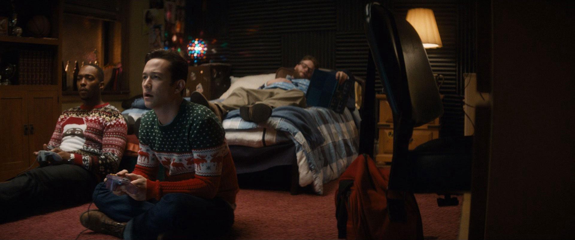 The Night Before (2015) —  shot,  lighting