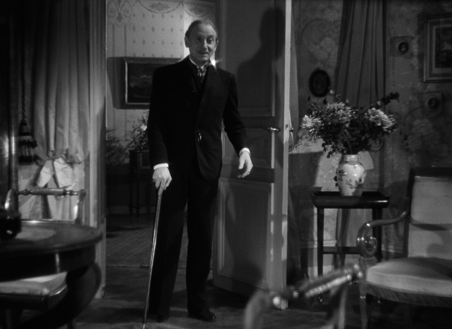 Douce (1943) —  shot,  lighting