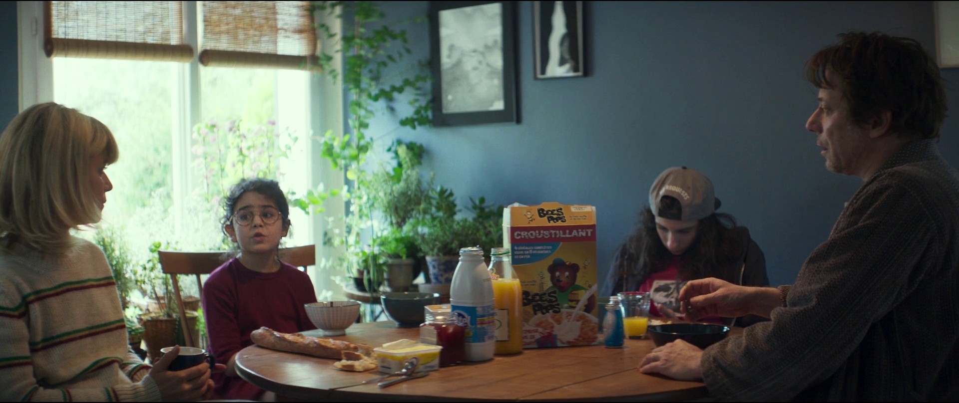 Sink or Swim (2018) —  shot,  lighting