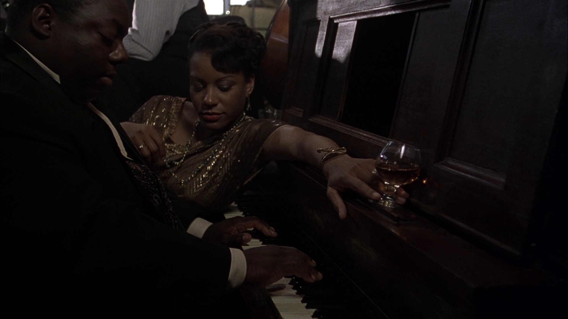 Kansas City (1996) —  shot,  lighting