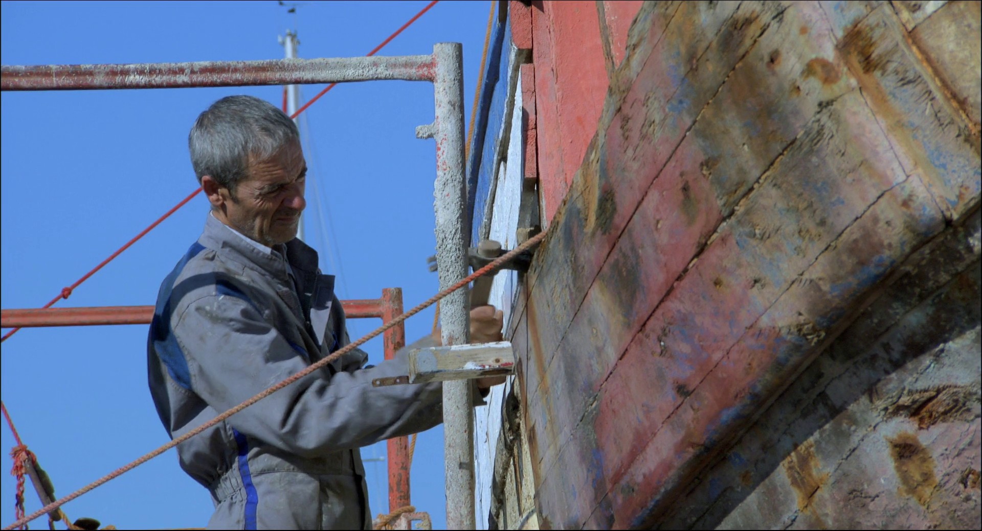 The Secret of the Grain (2007) —  shot,  lighting