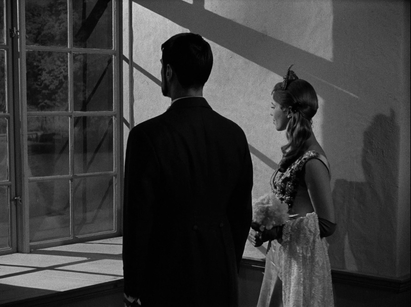 Smiles of a Summer Night (1955) —  shot,  lighting