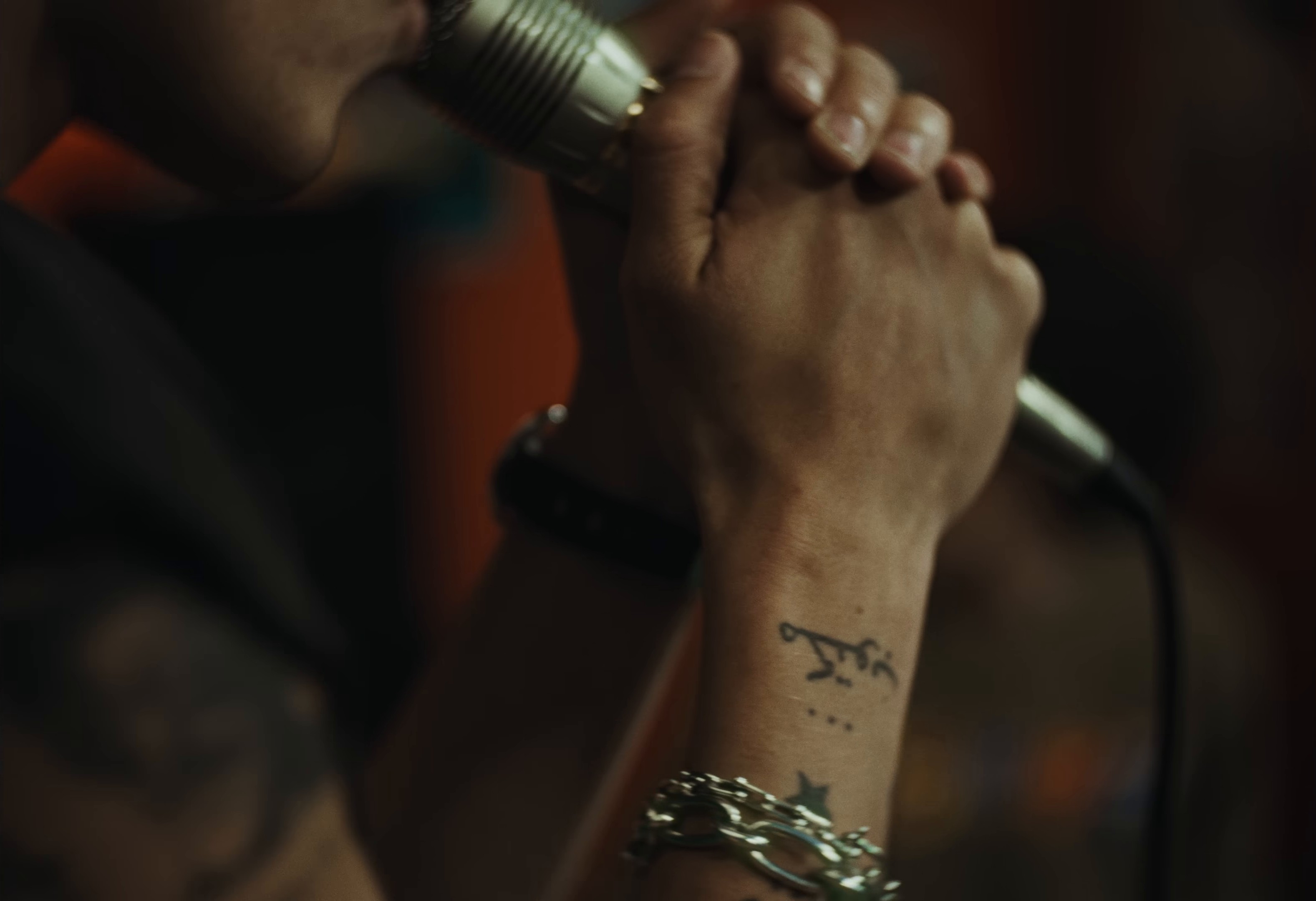 Especial (2024) —  shot,  lighting