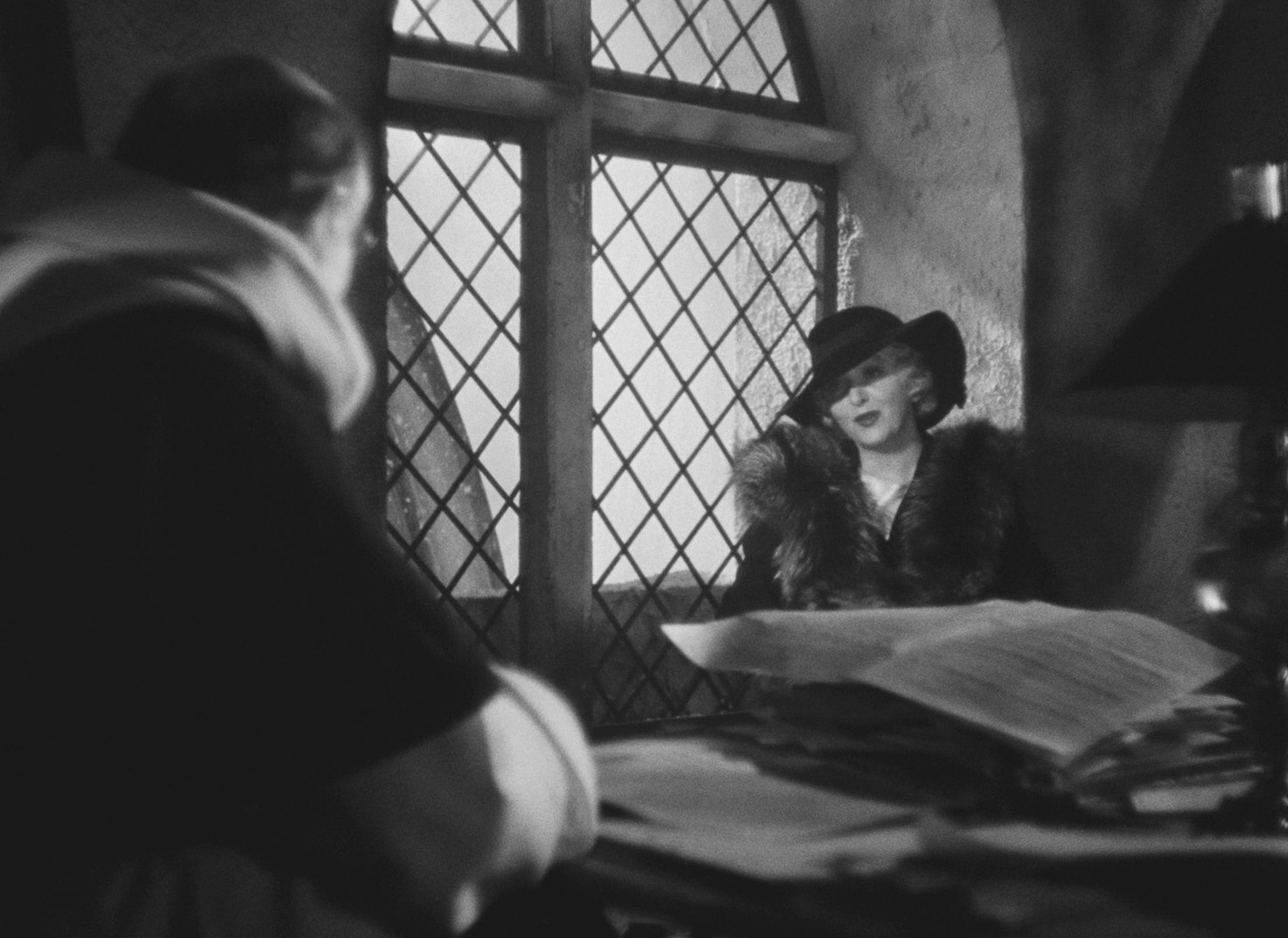 Christine (1937) —  shot,  lighting