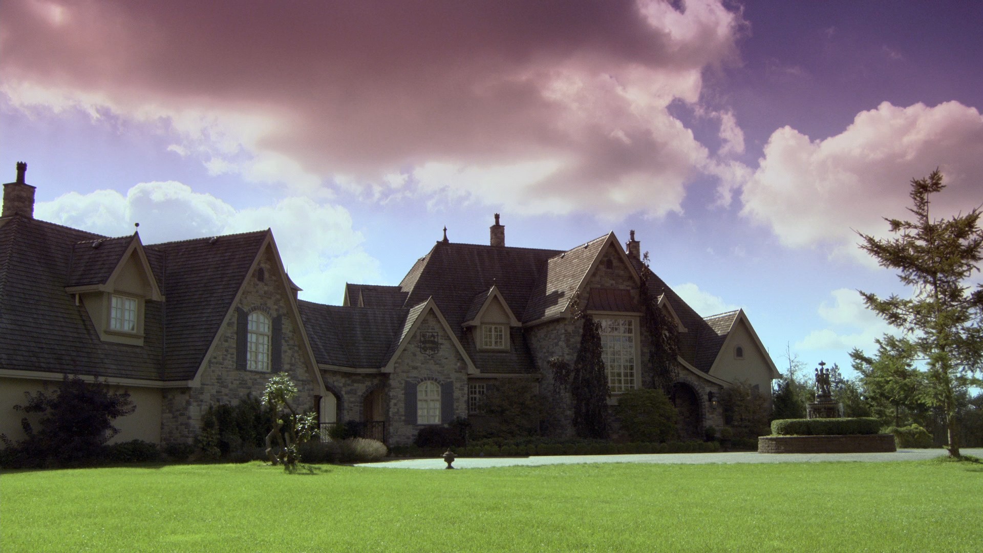 Marley & Me: The Puppy Years (2011) —  shot,  lighting