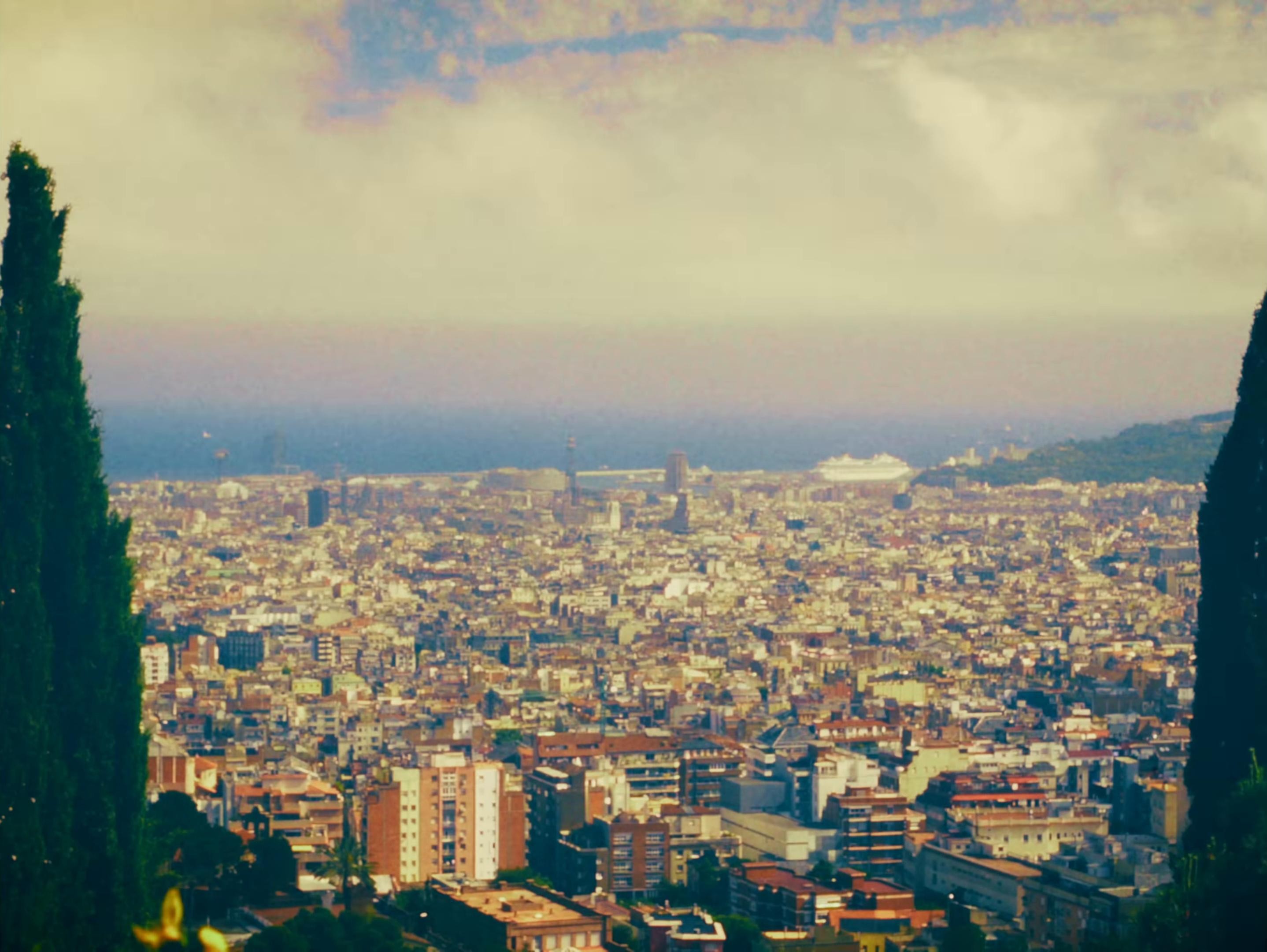 El Vecino de Bea (2025) —  shot,  lighting