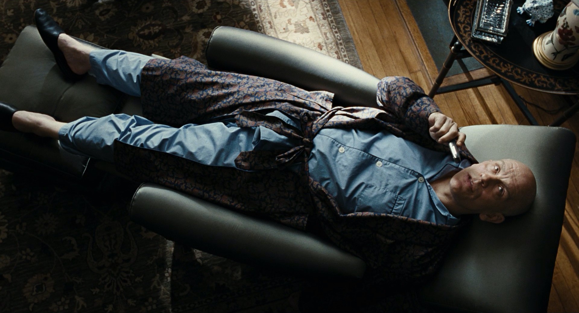 Burn After Reading (2008) —  shot,  lighting