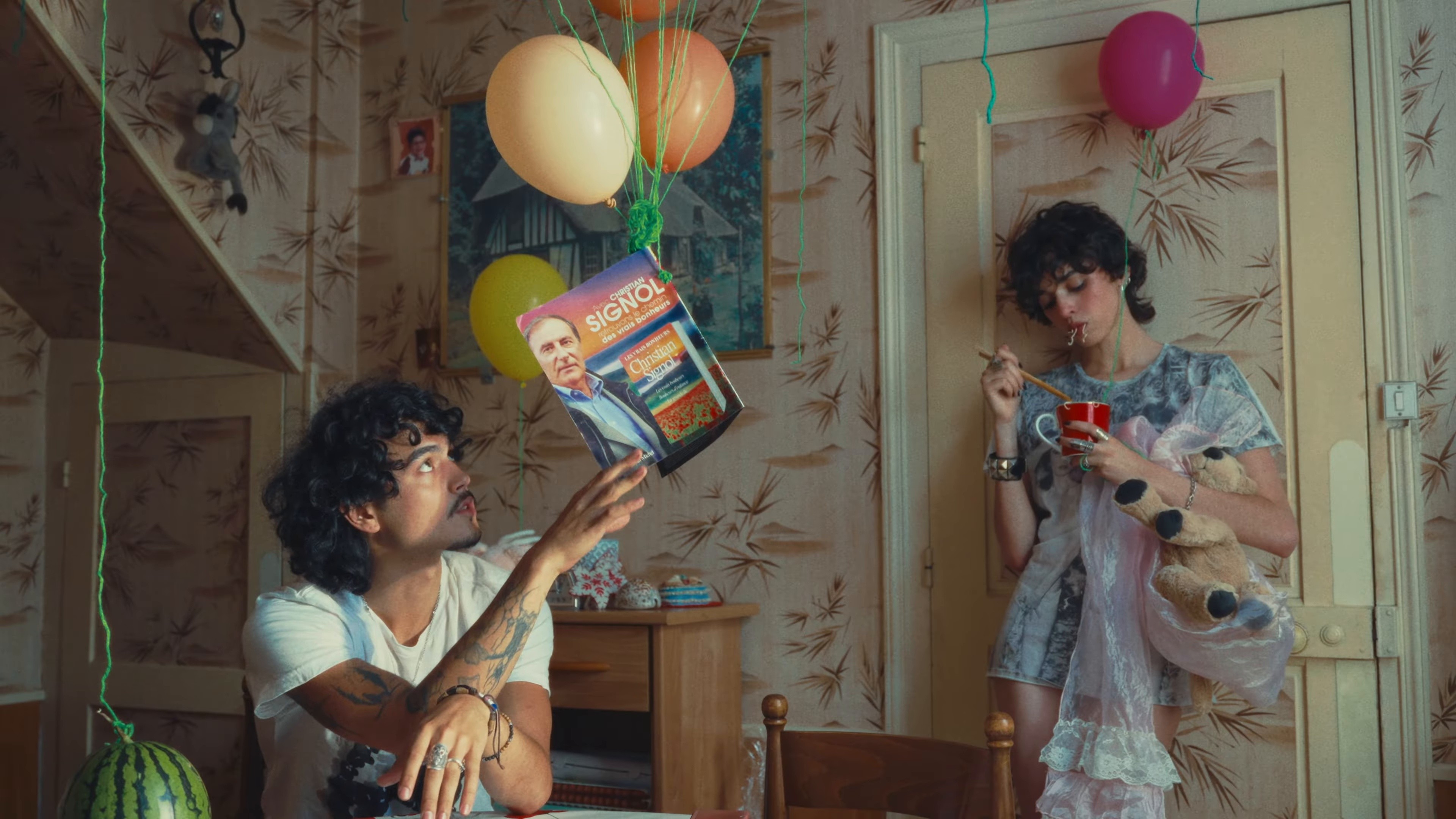 yakoi! (2025) —  shot,  lighting