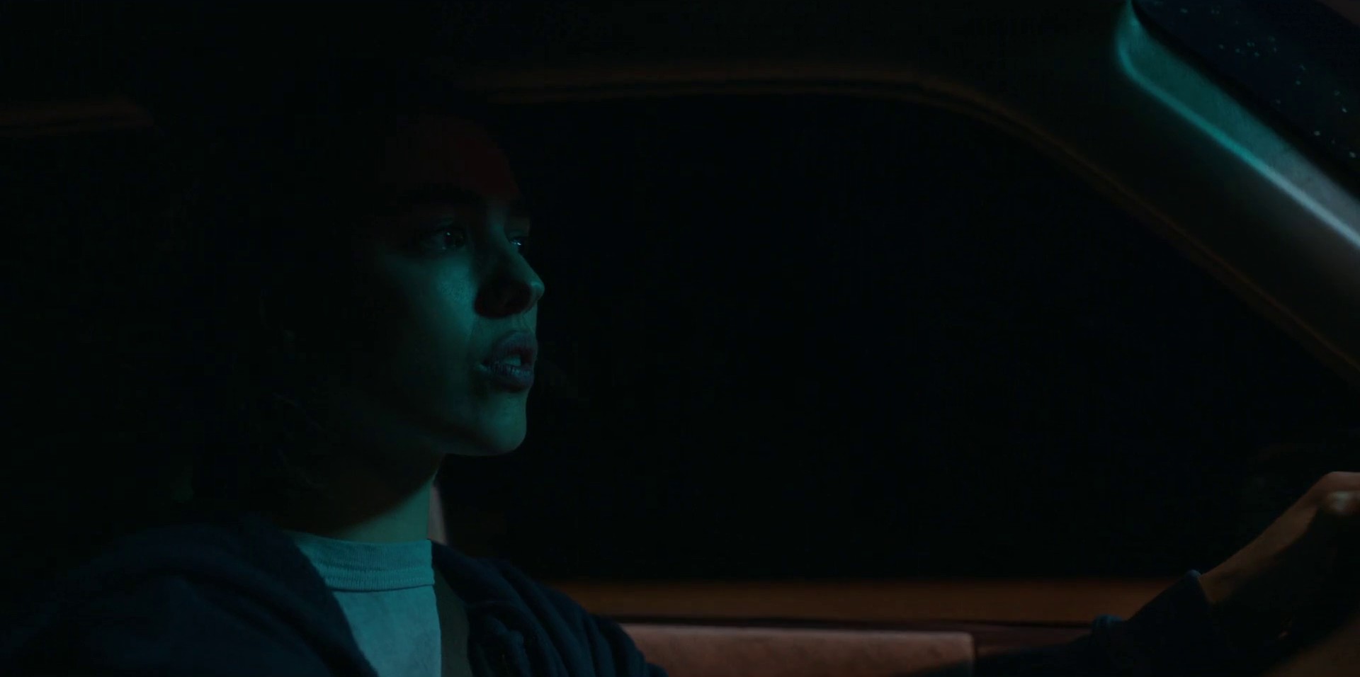 Dollar Store (2021) —  shot,  lighting