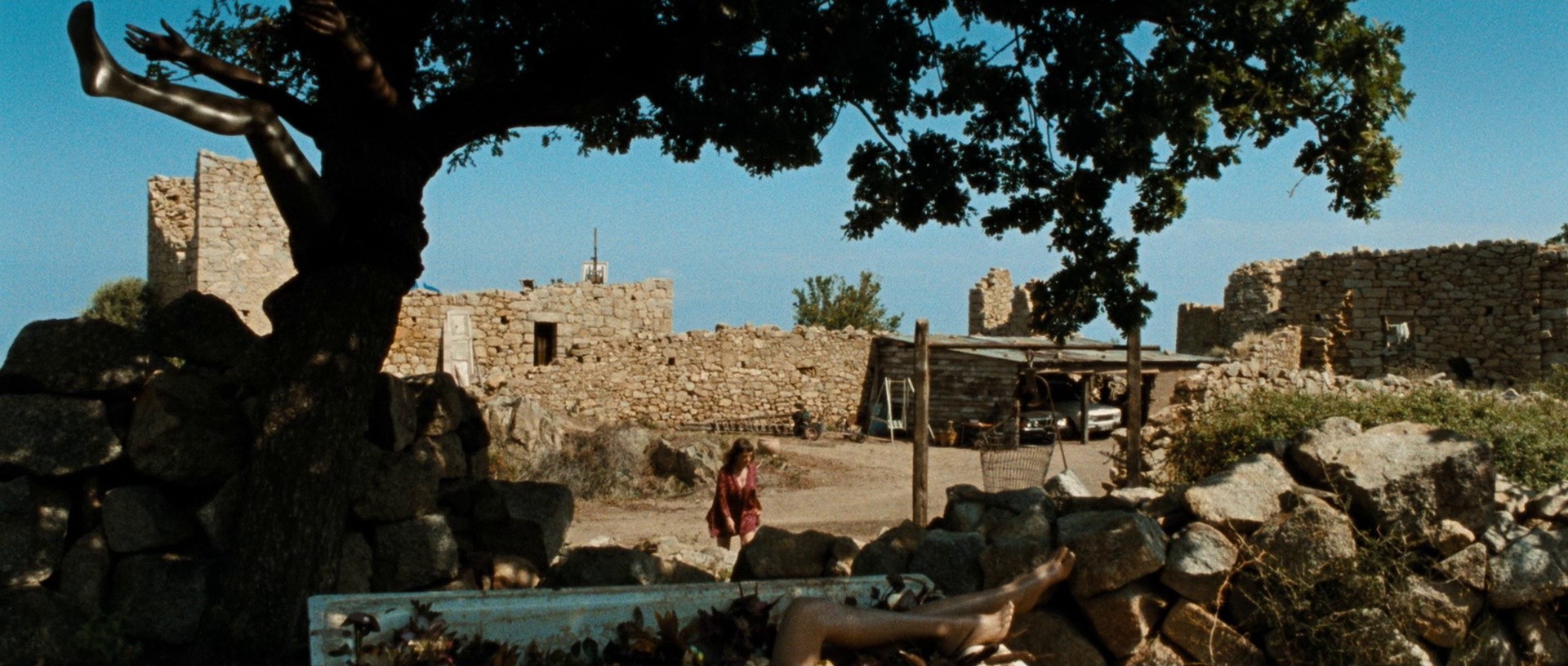 Let the Corpses Tan (2018) —  shot,  lighting