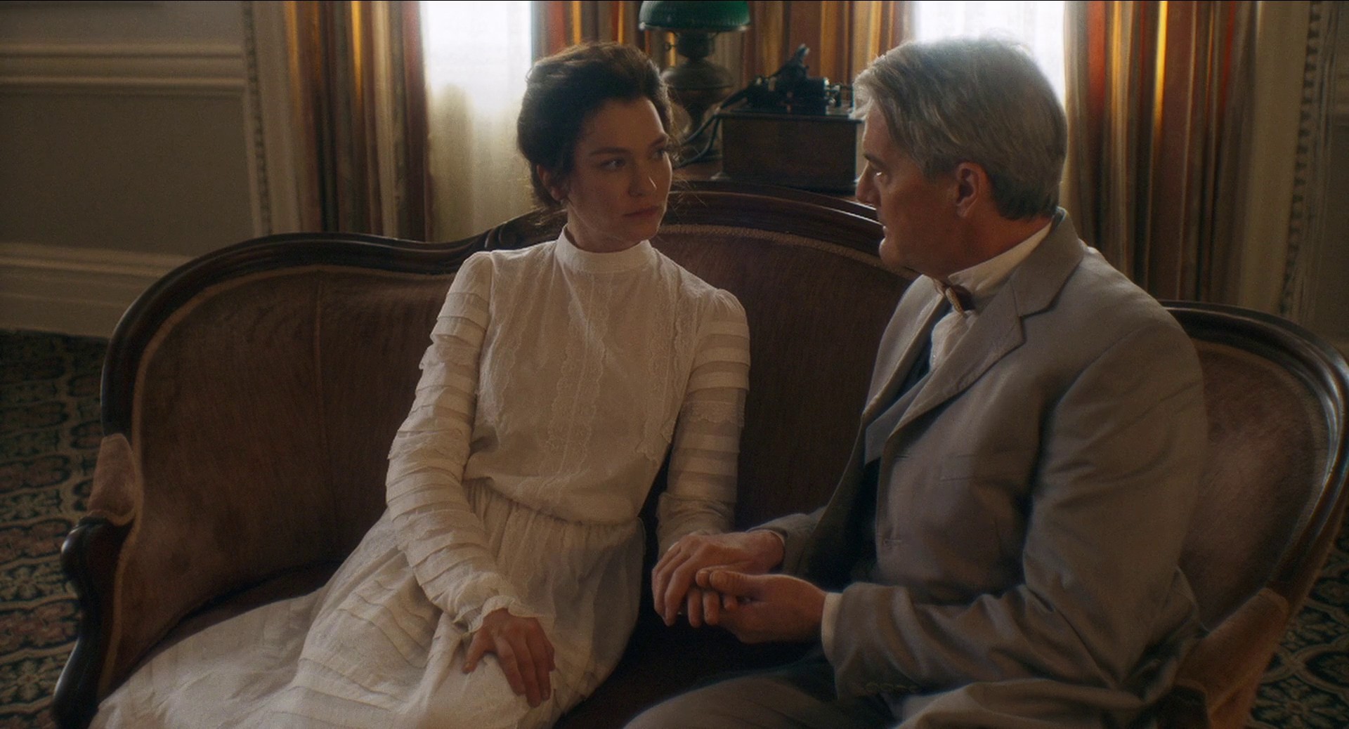 Tesla (2020) —  shot,  lighting