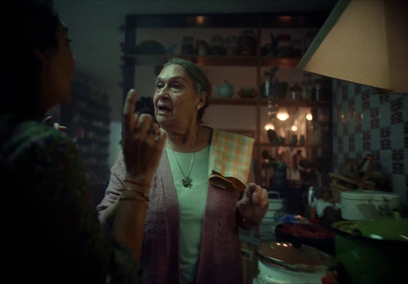 Expedia - Super Abuelita (2024) —  shot,  lighting