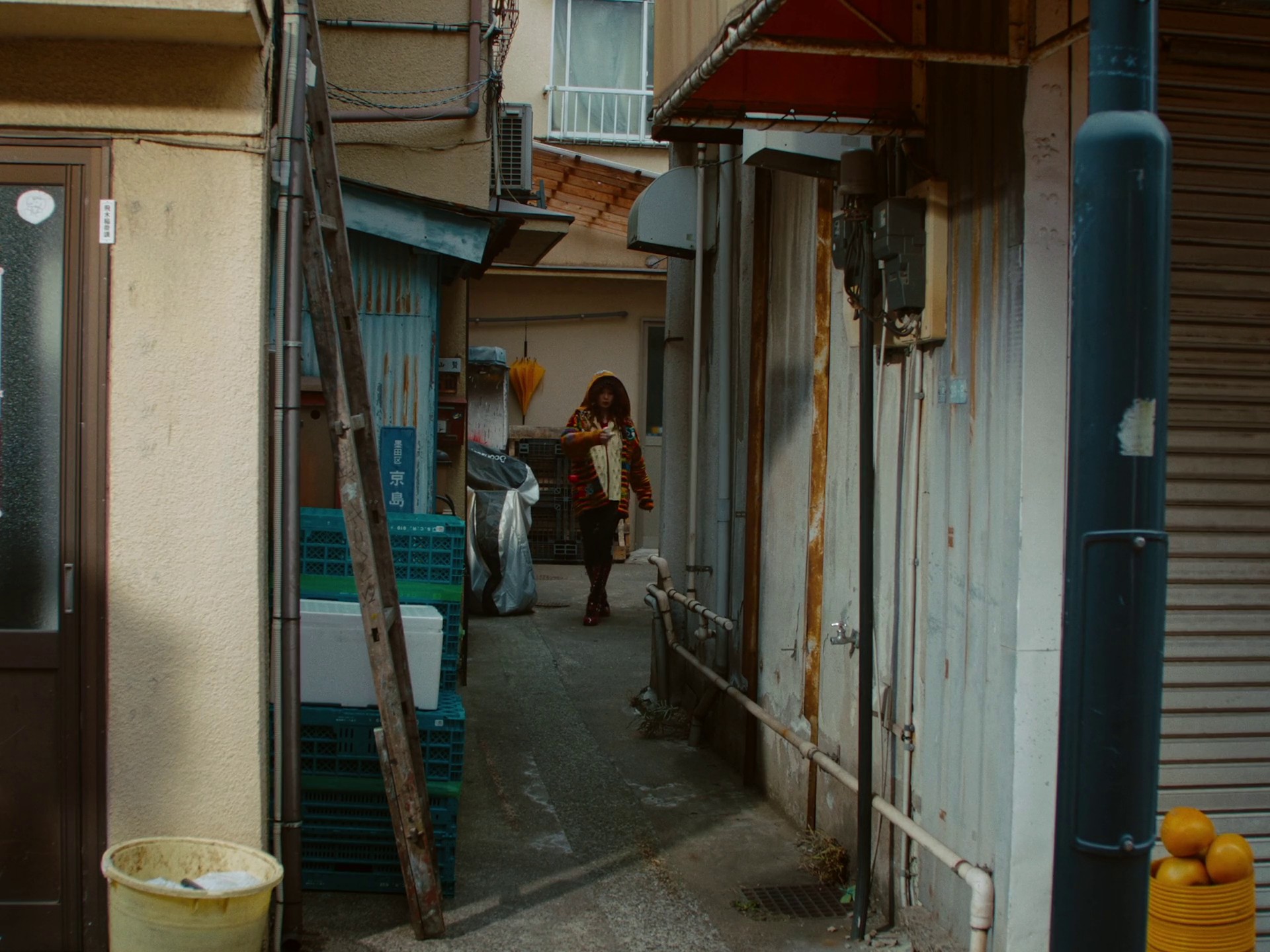 New Luck? New Wallet｜Lottery (2023) —  shot,  lighting