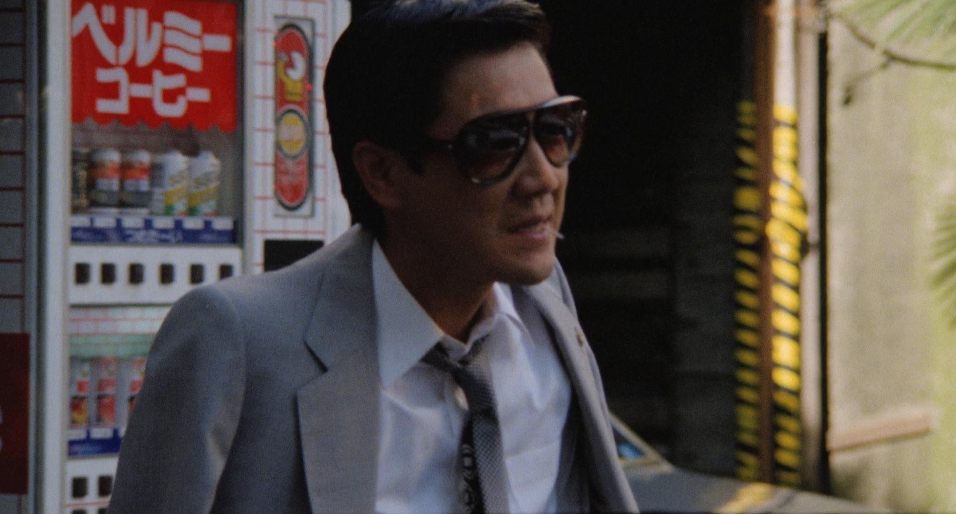 Entrails of a Beautiful Woman (1986) —  shot,  lighting