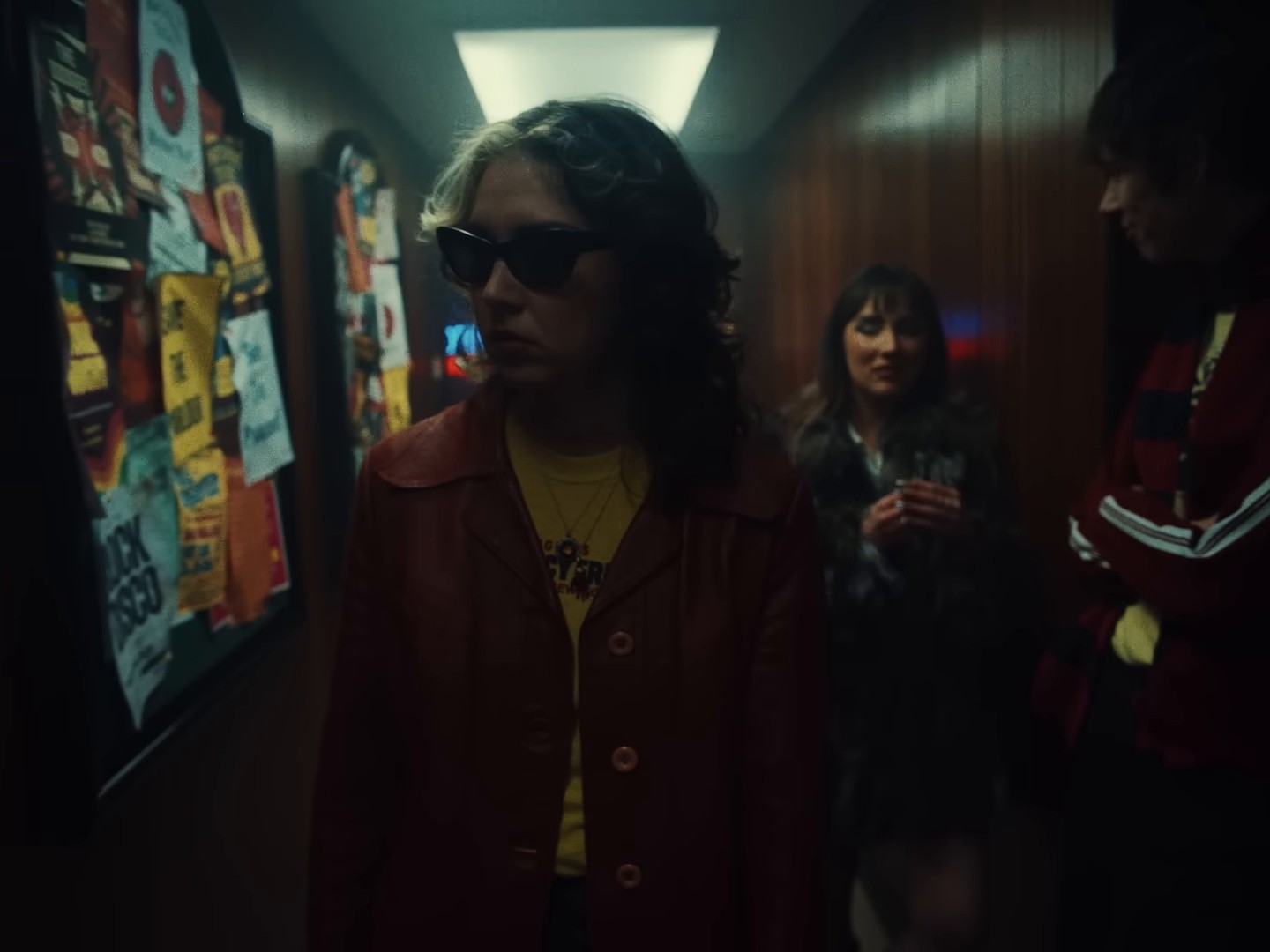 Picture Parlour - Who’s There To Love Without You? (2025) —  shot,  lighting