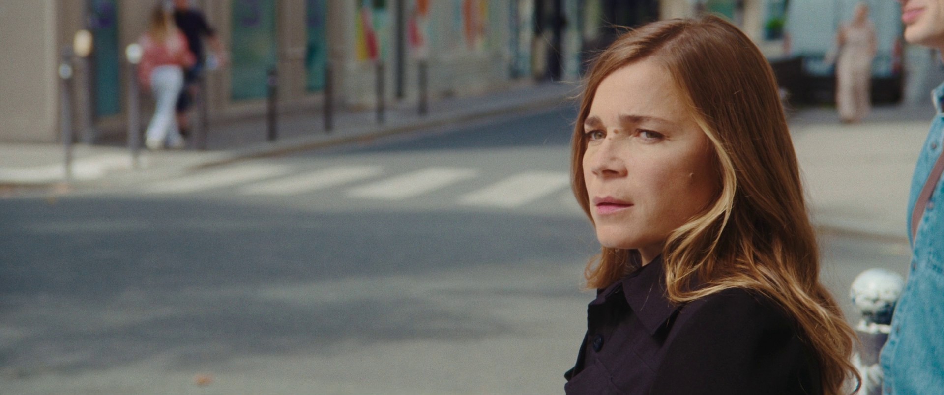 Everybody Loves Jeanne (2022) —  shot,  lighting