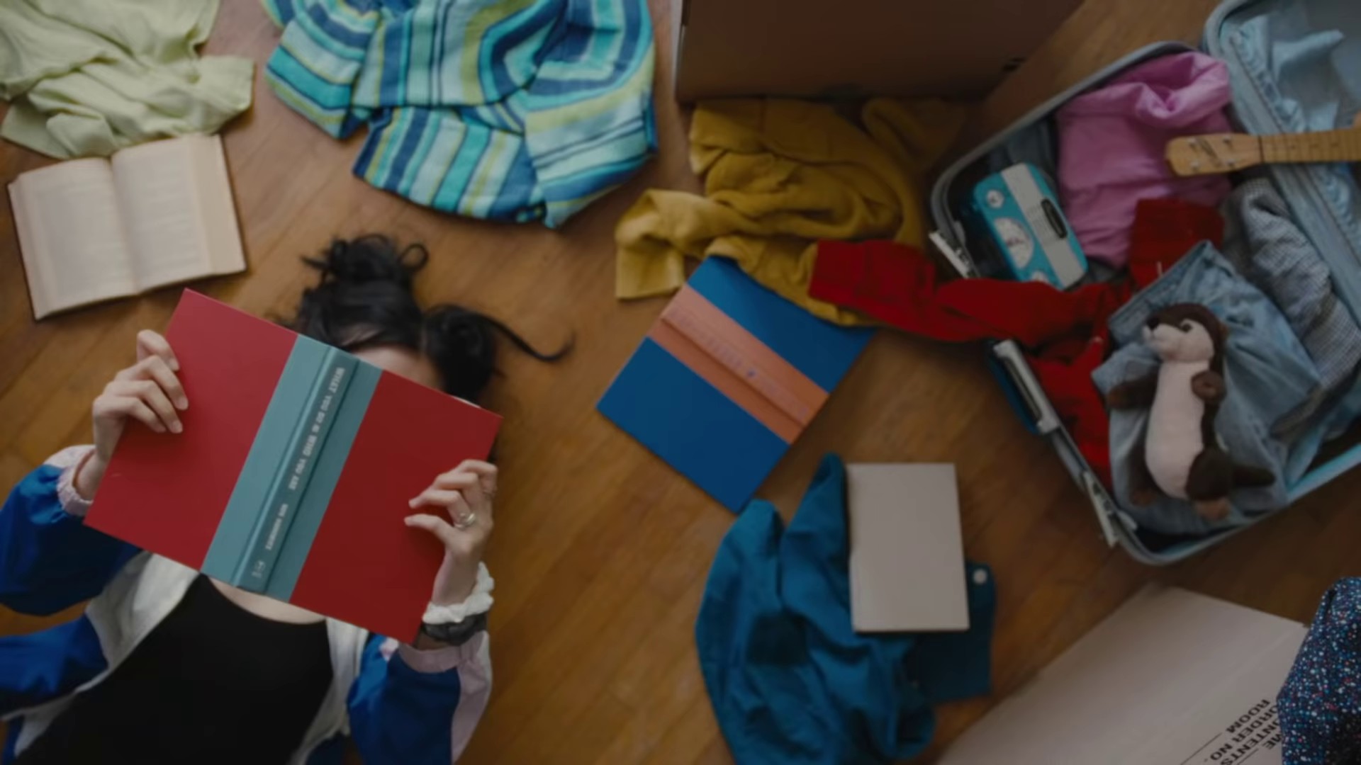 Pager (2022) —  shot,  lighting