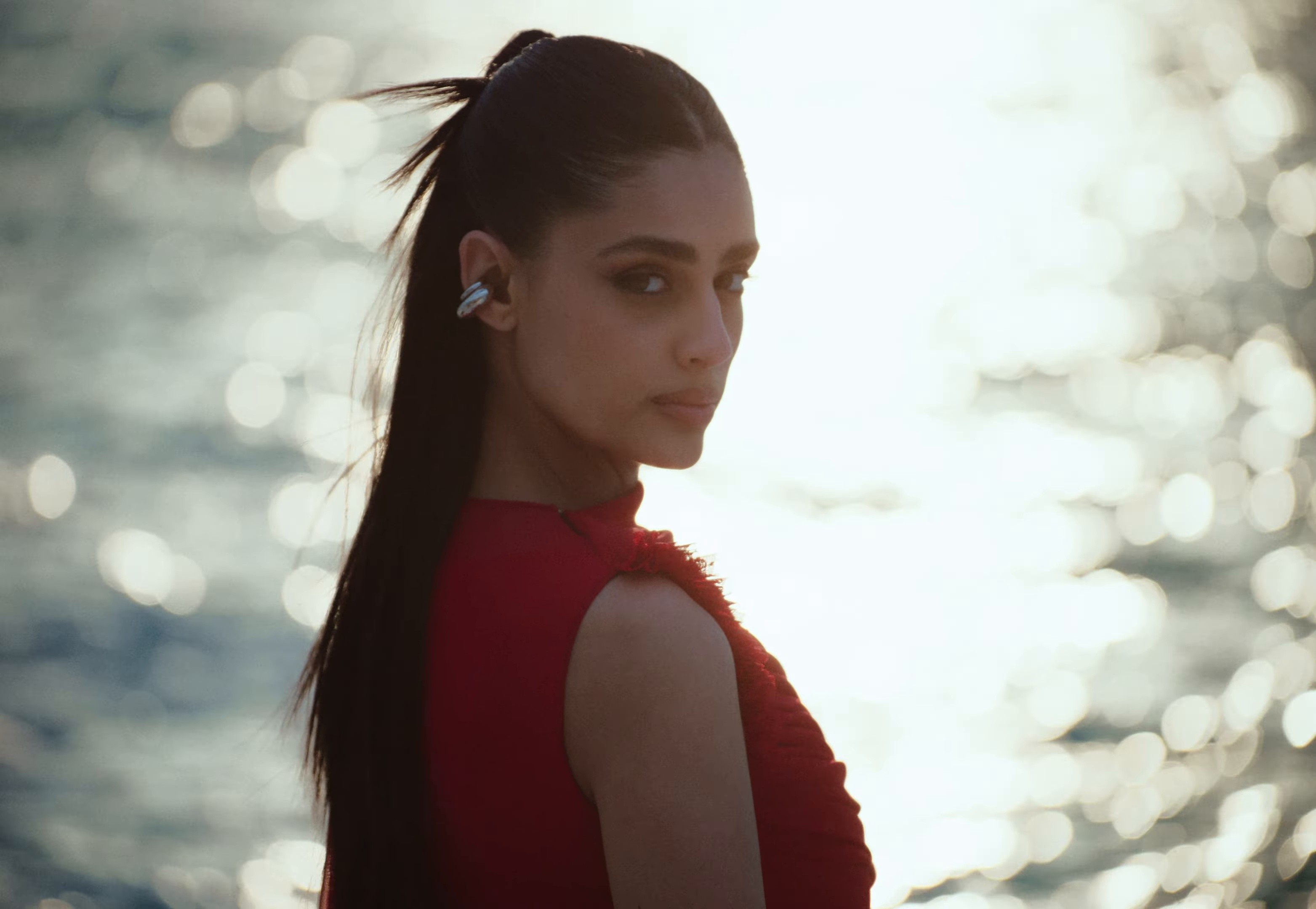 Hilwa  (2025) —  shot,  lighting