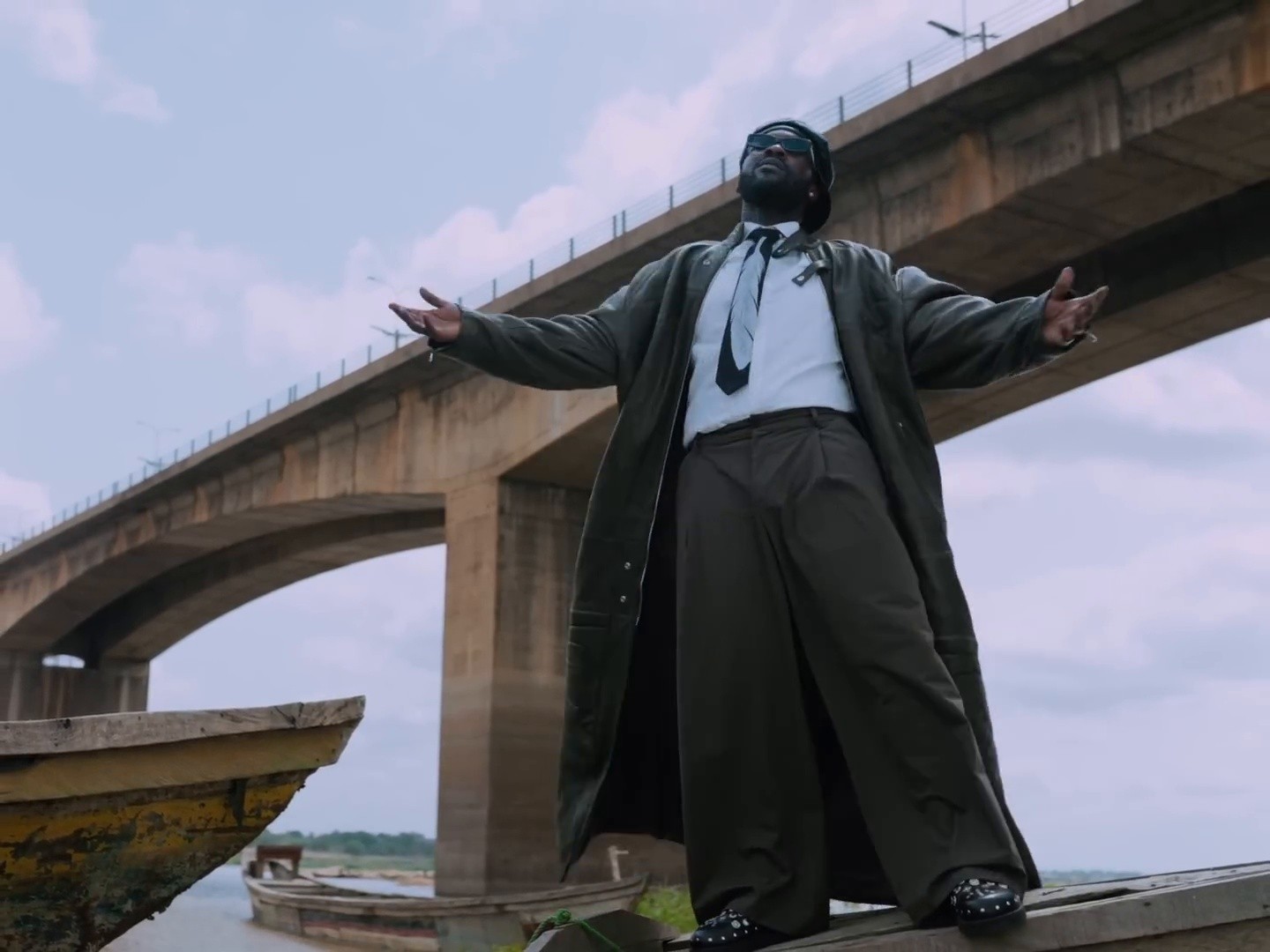 WONDERFUL (2025) —  shot,  lighting