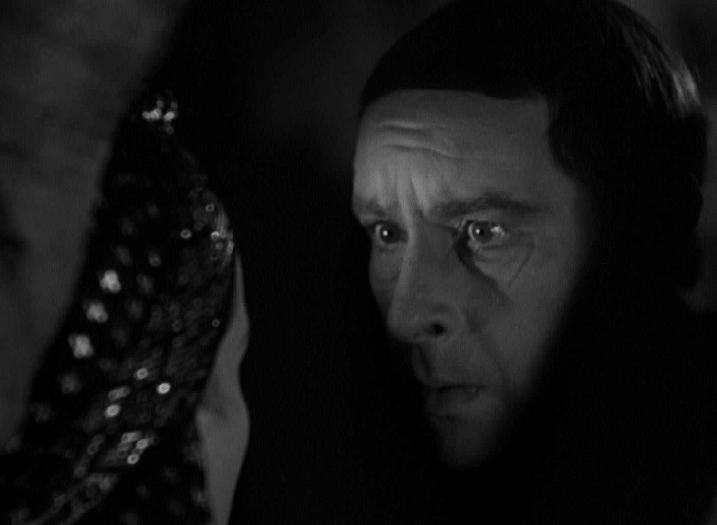 The Hunchback of Notre Dame (1939) —  shot,  lighting