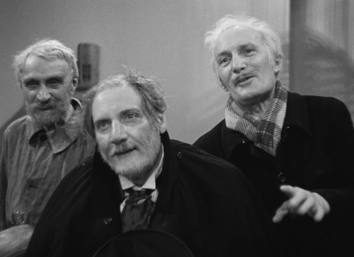 Ils étaient neuf célibataires (1939) —  shot,  lighting