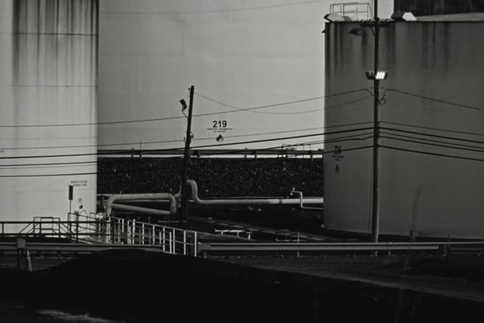 Mr. MoodBoard (2025) —  shot,  lighting