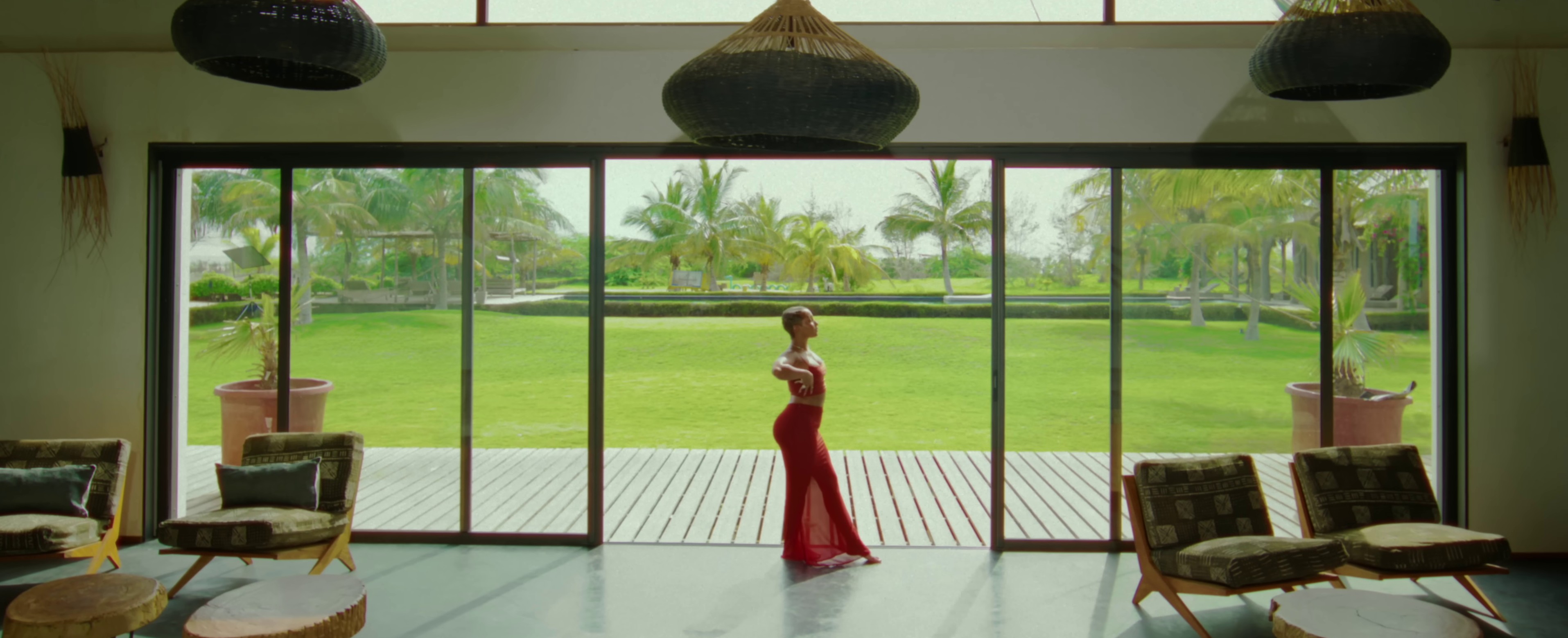 On vient de loin (2023) —  shot,  lighting