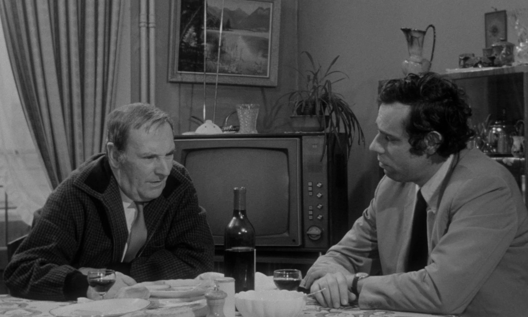 The Salamander (1971) —  shot,  lighting